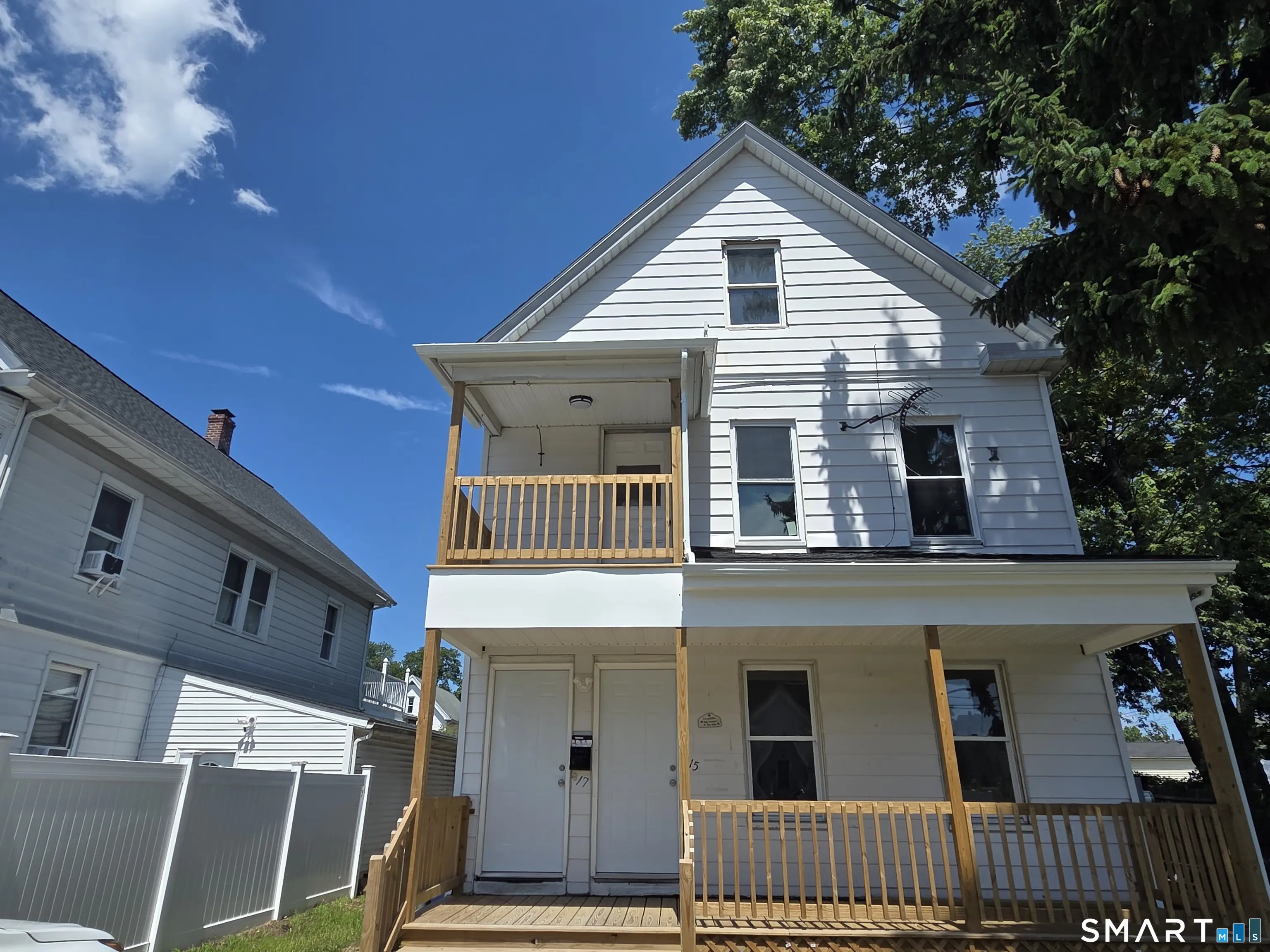 15 Walnut Street, West Haven
