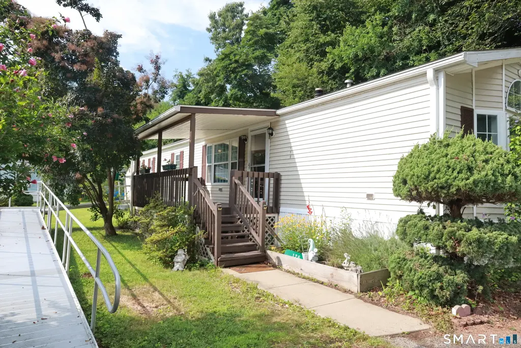 126 Williams Road, Montville