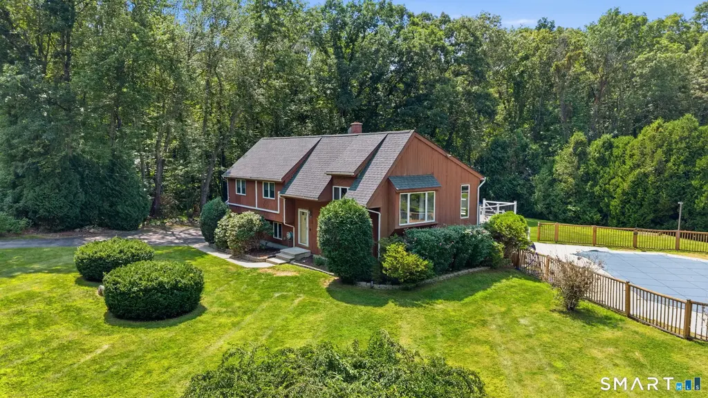 37 Kimball Road, Lisbon