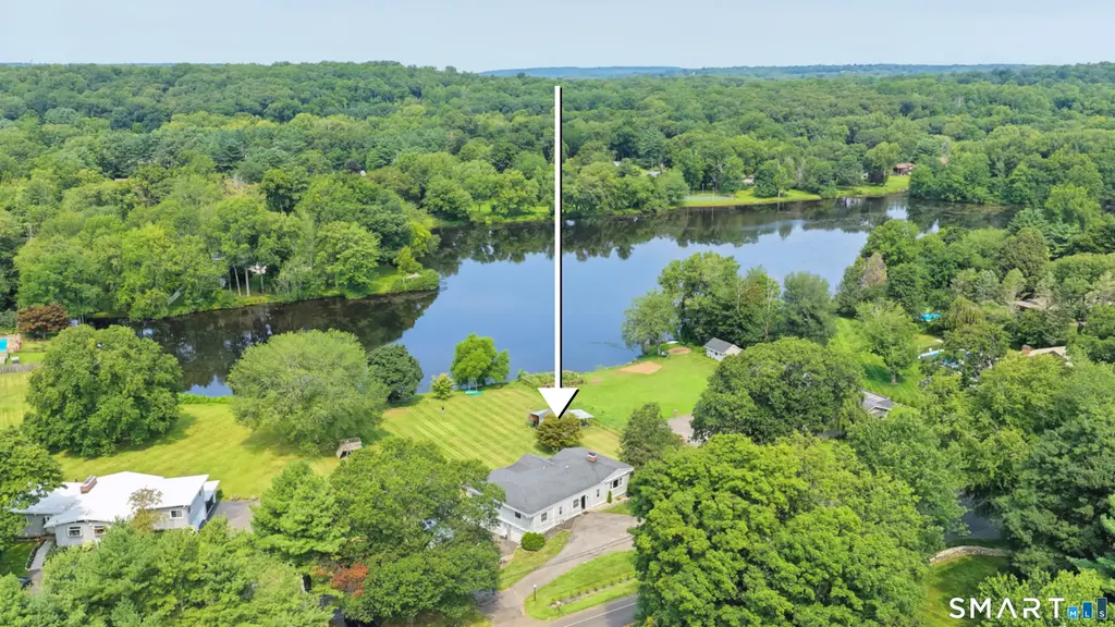 570 Grassy Hill Road, Orange
