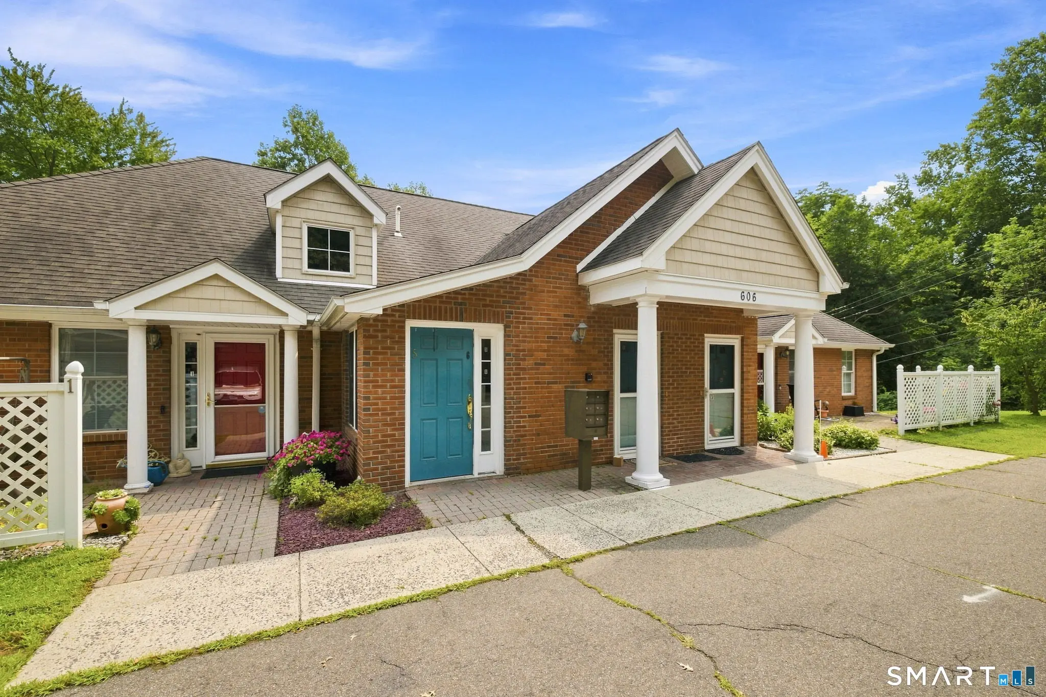 606 Congdon Street West 6, Middletown