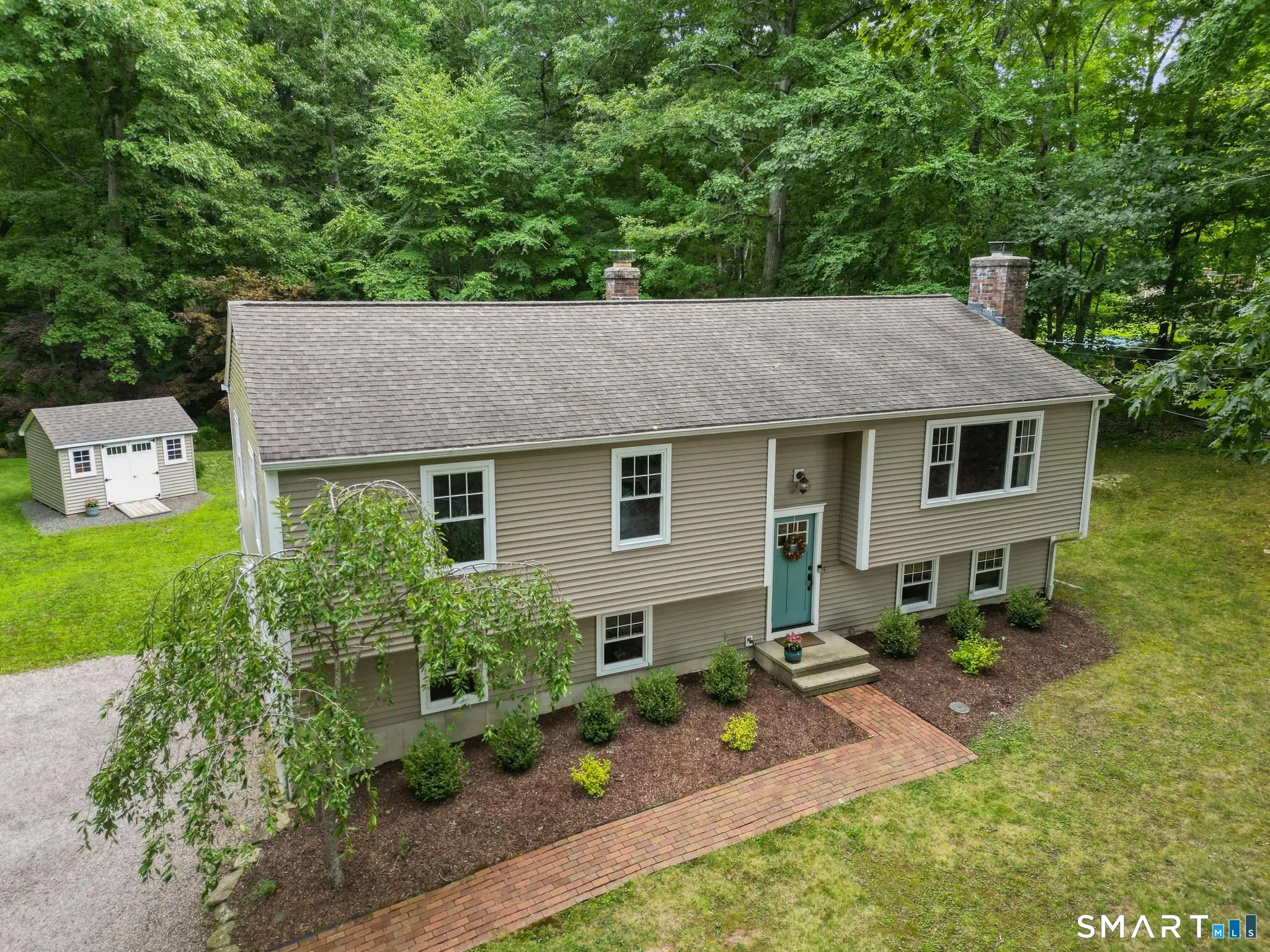 150 Mulberry Point Road, Guilford