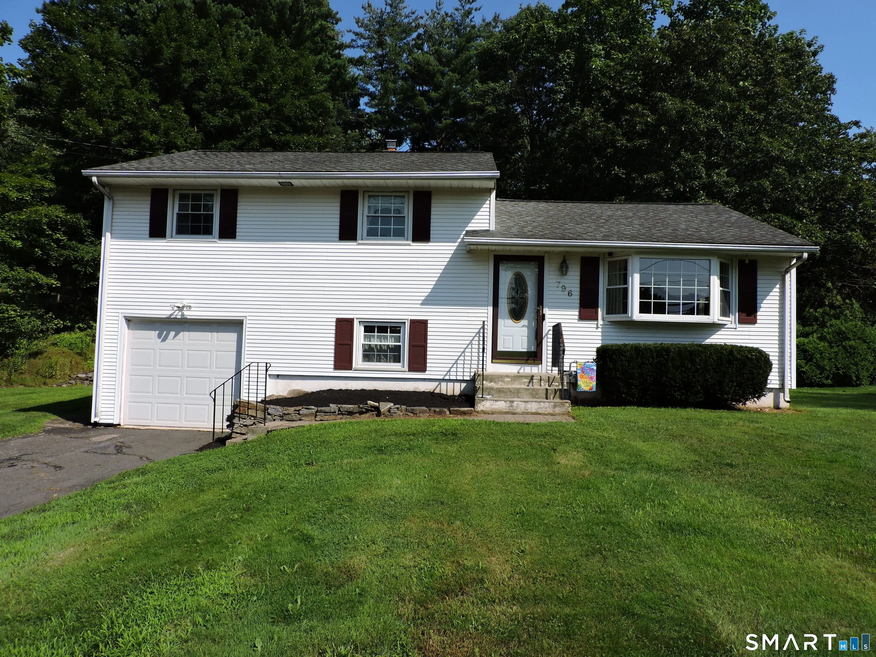 796 Avery Street, South Windsor