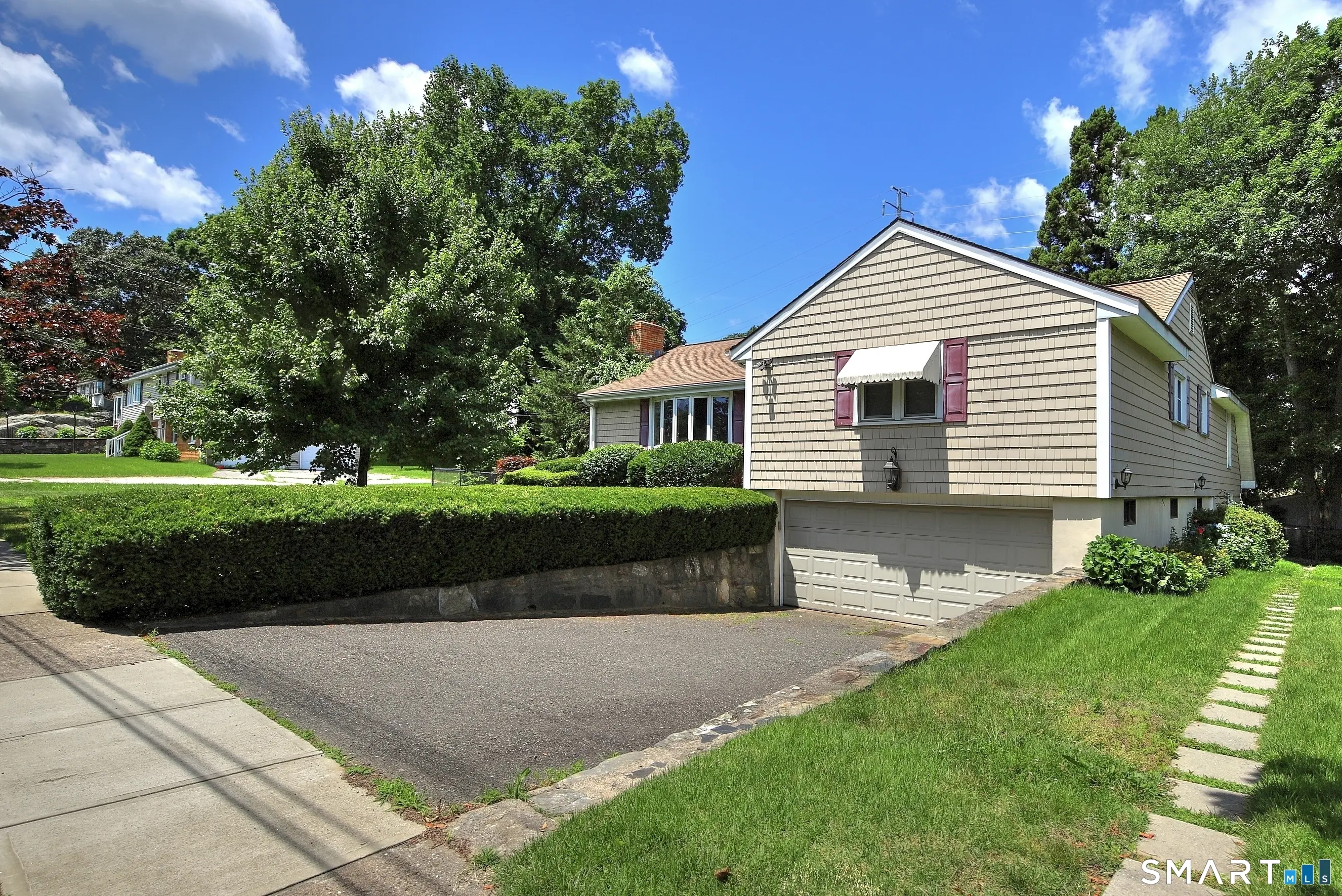 240 Quenby Place, Stratford