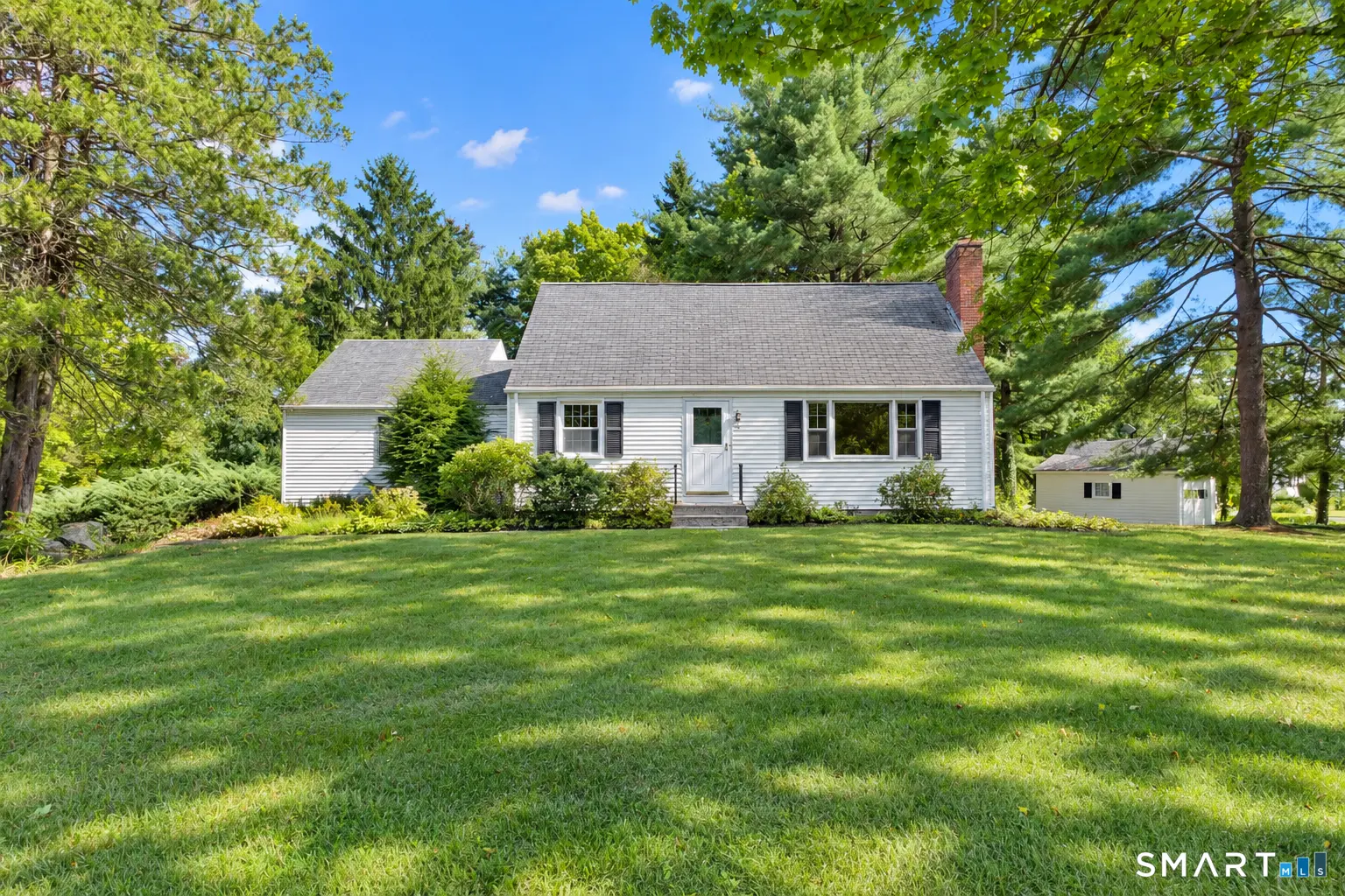 19 Crestwood Circle, Farmington