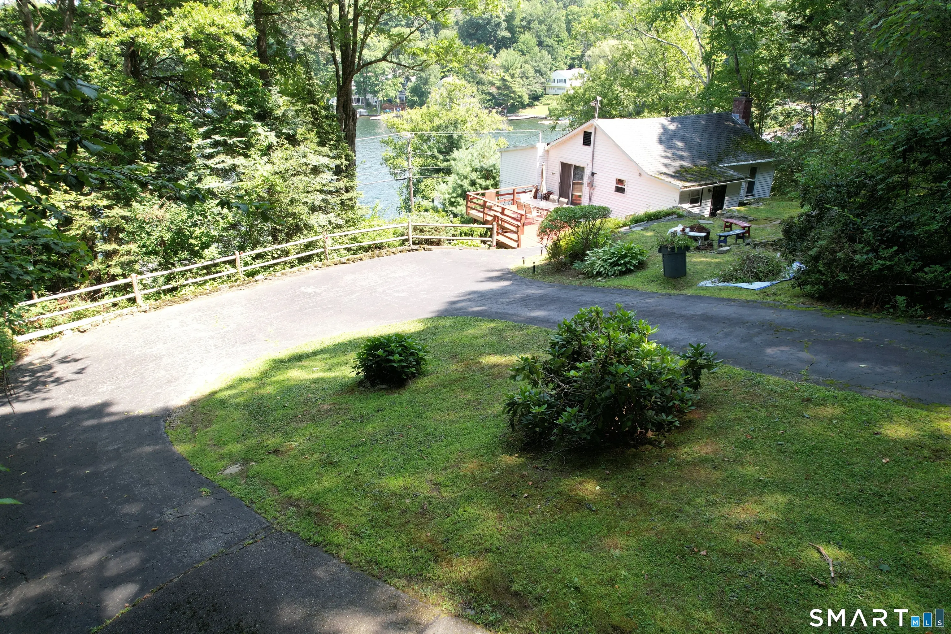 837 East Wakefield Boulevard, Winchester