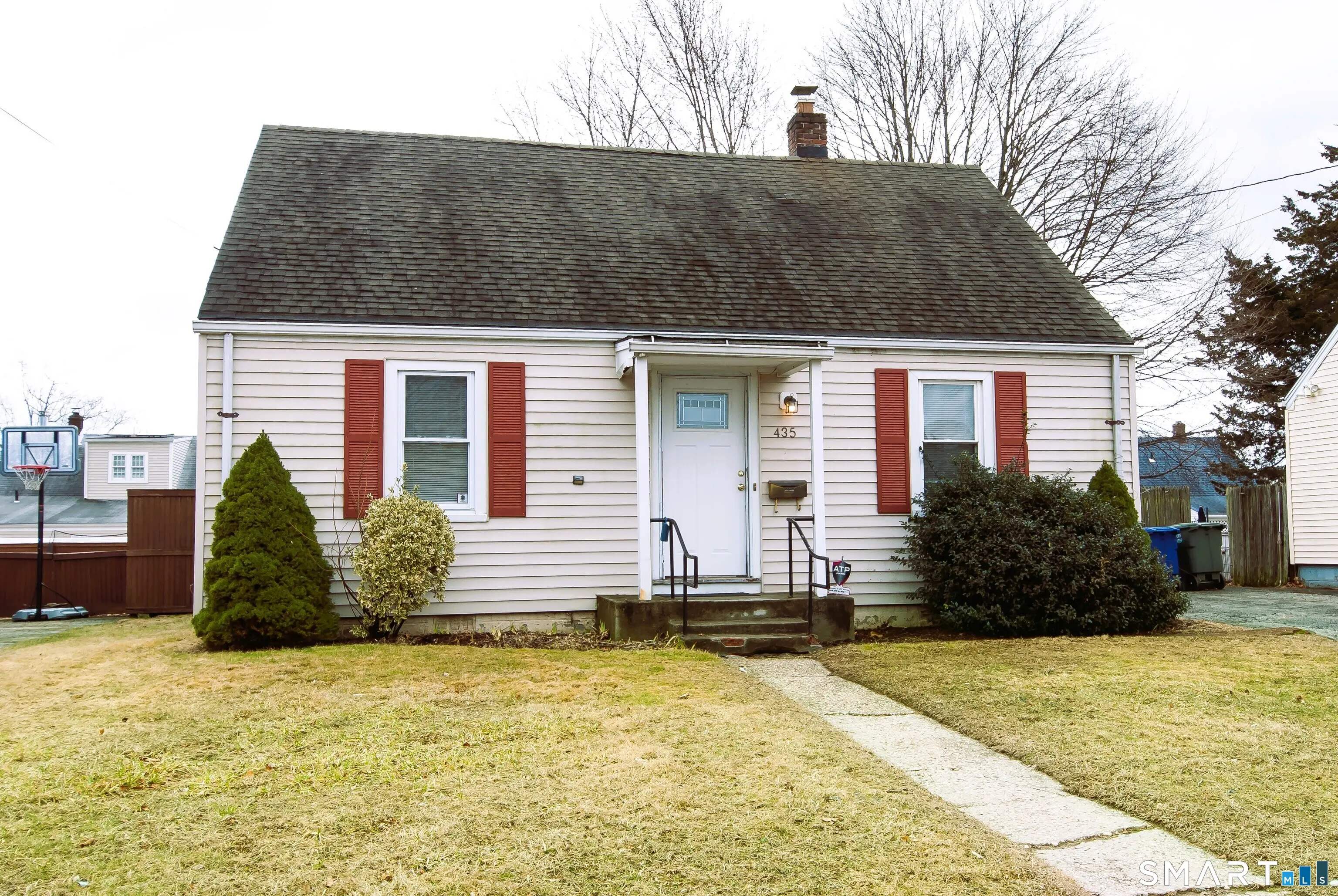 435 Ruth Street, Bridgeport