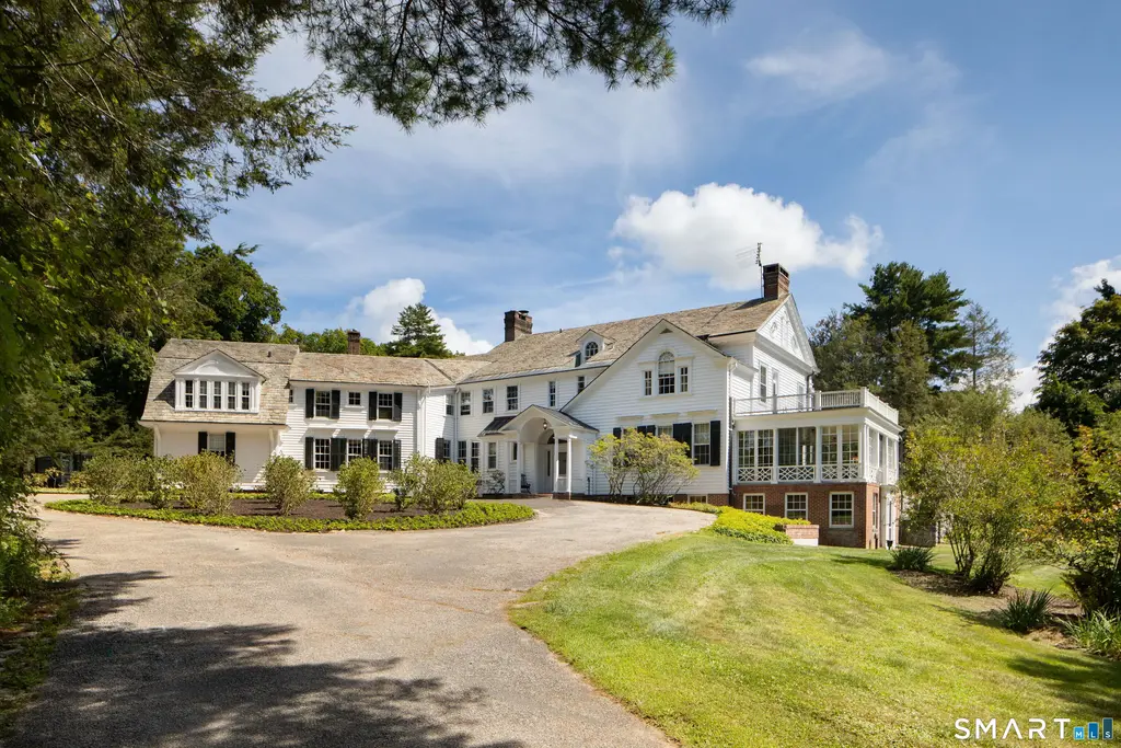 16-18 Laurel Way, Norfolk