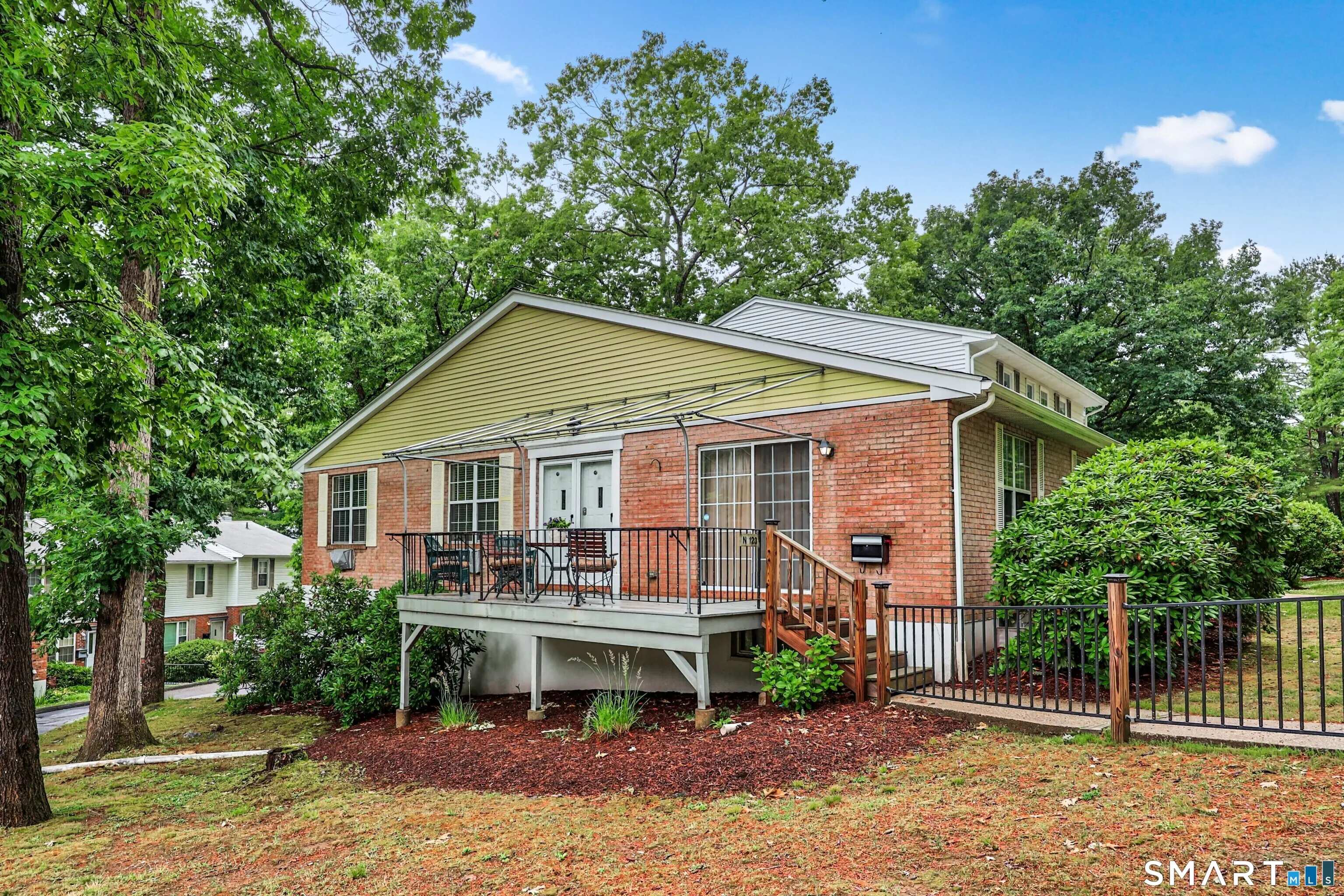 123 Queens Road 123, Torrington