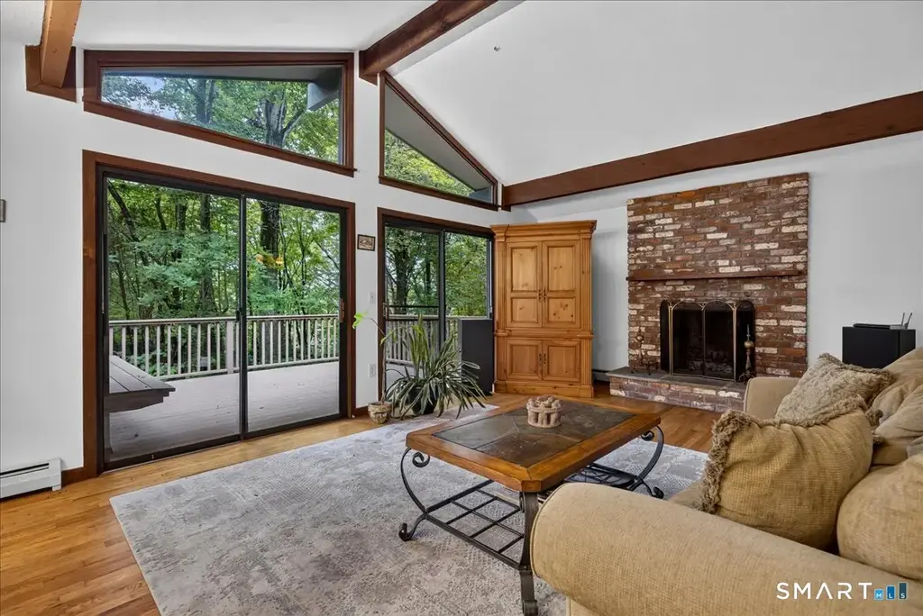 35 Aileen Drive, Madison