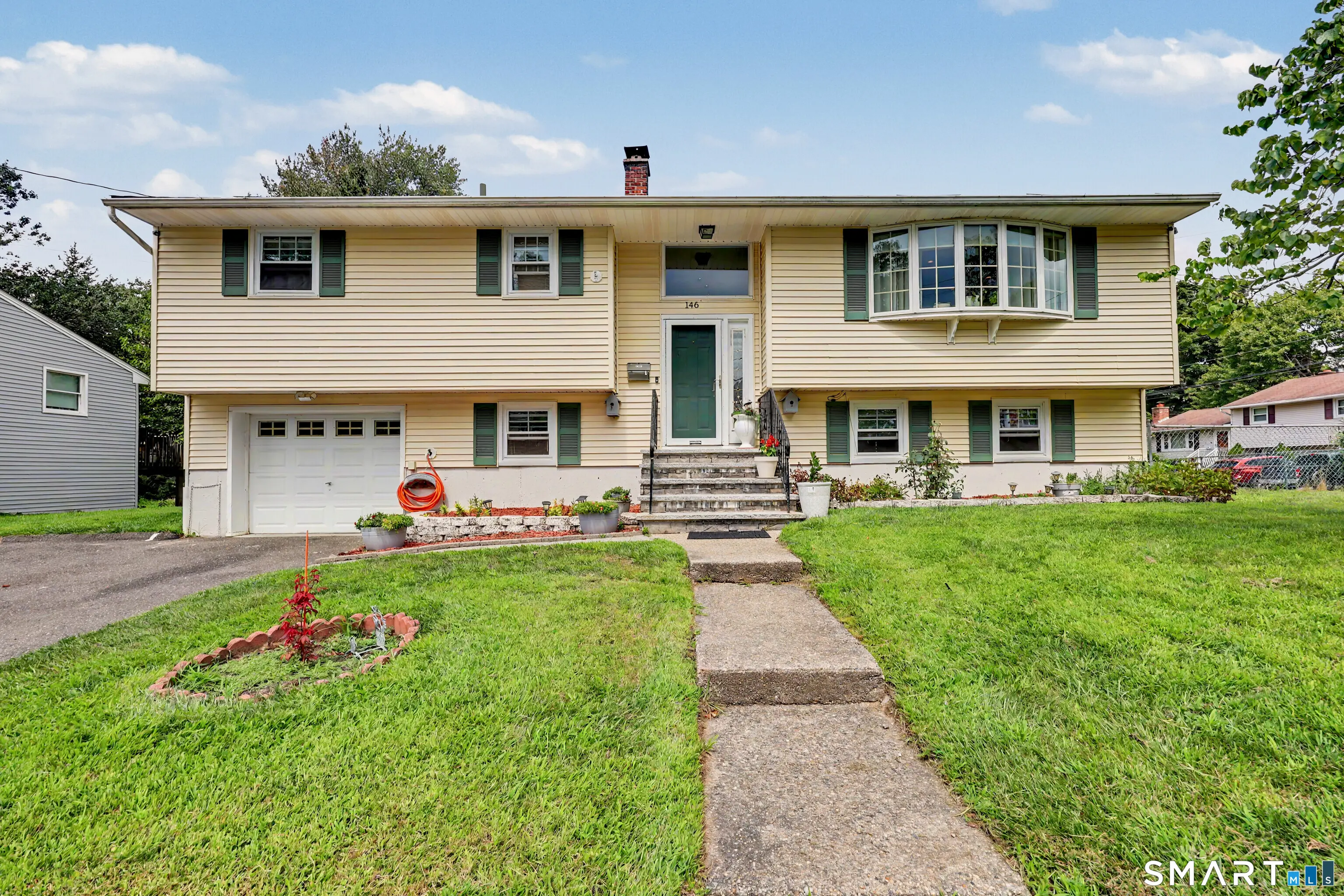 146 Manchester Avenue, Waterbury