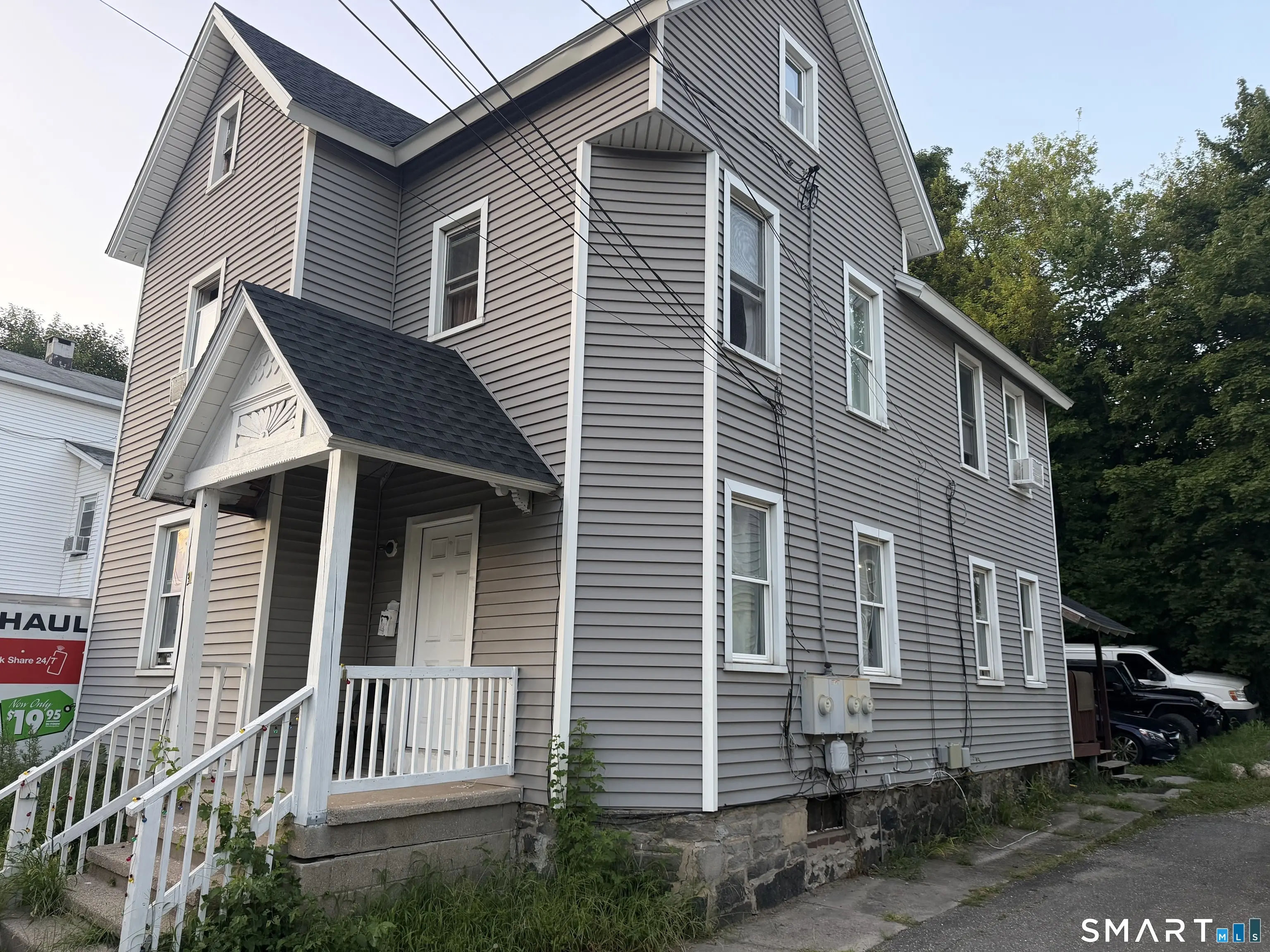 31 Maple Avenue, Danbury