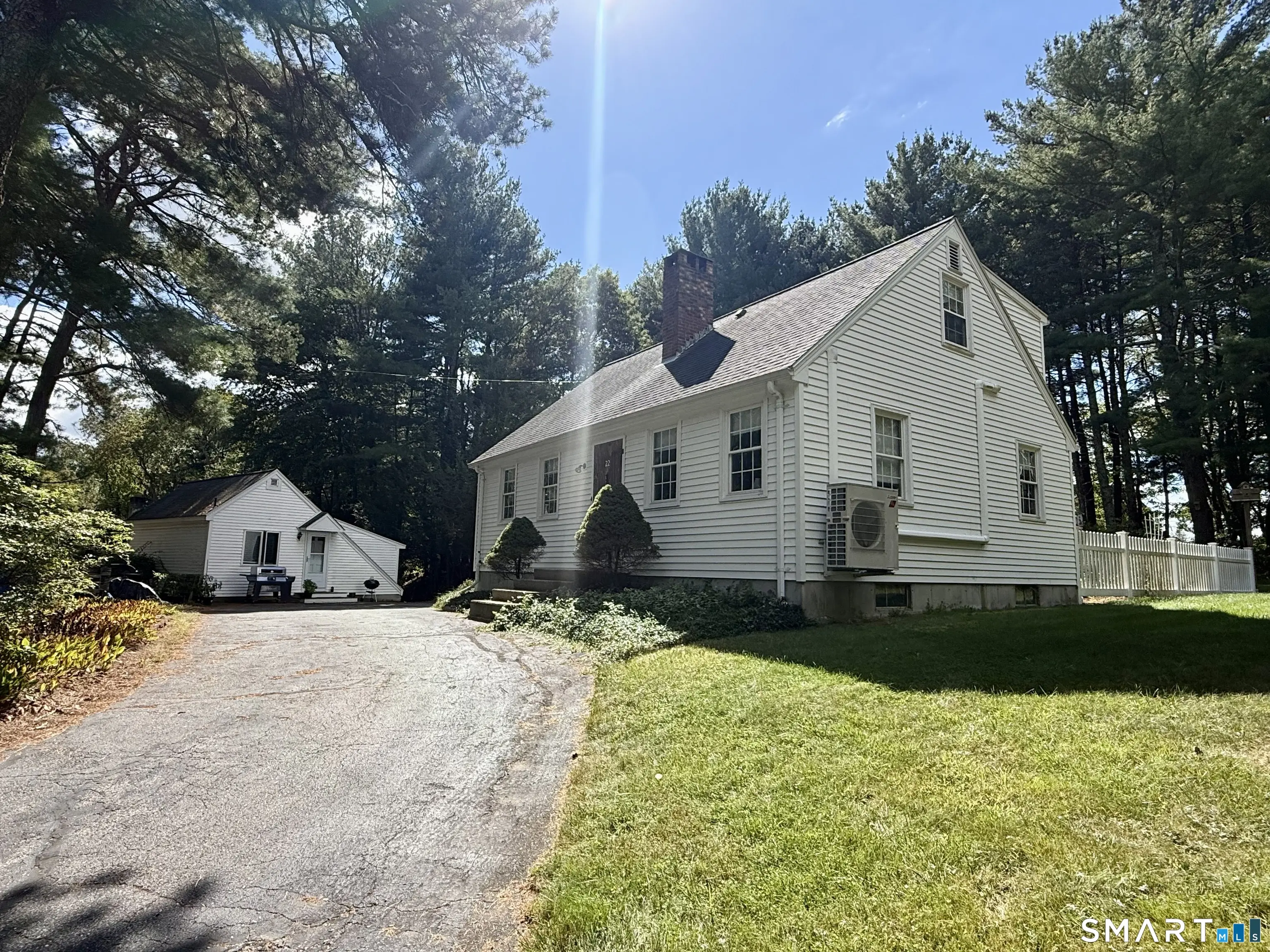 22 Kingsbury Road, Thompson