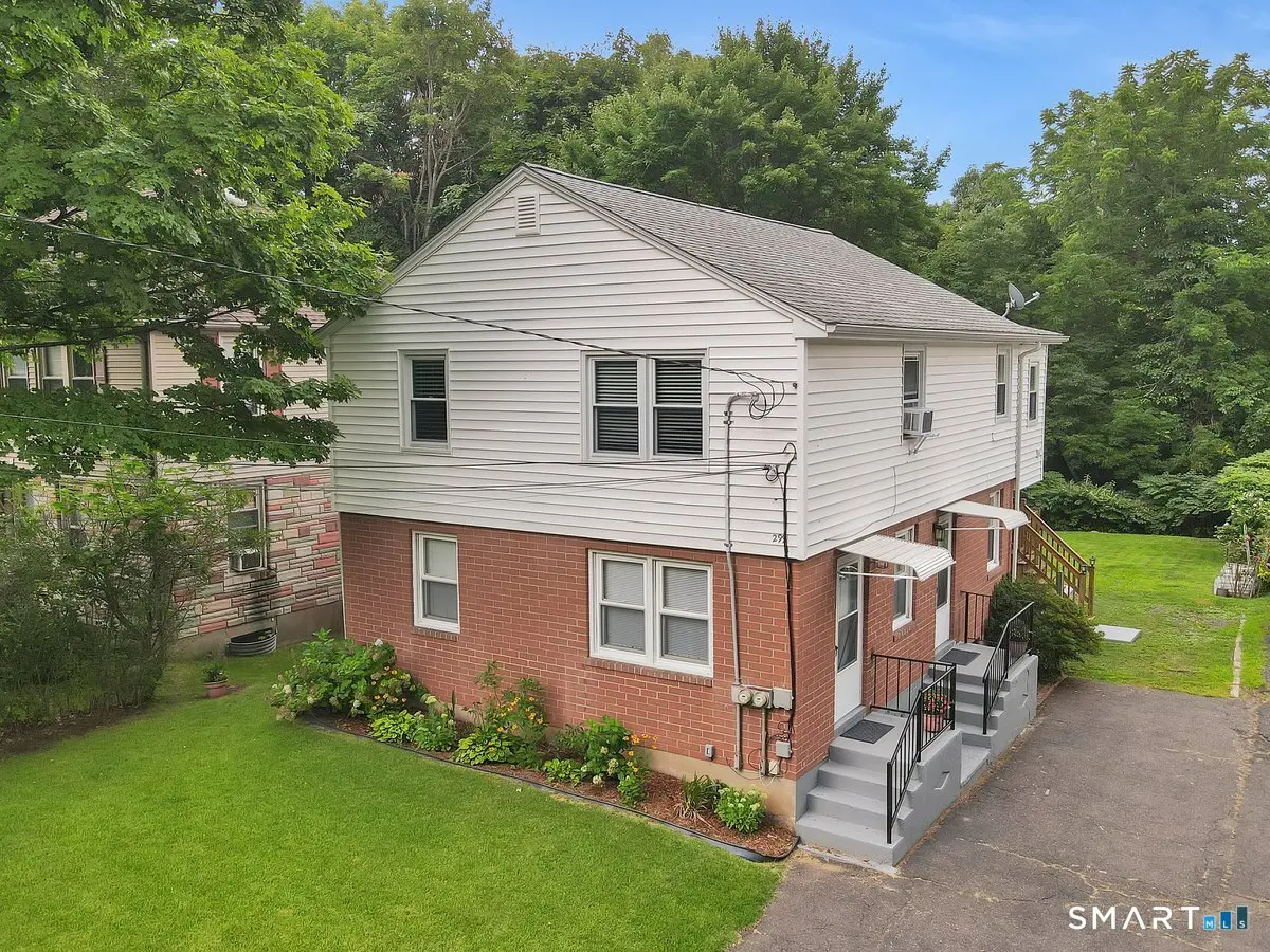 299 Westfield Road, Meriden