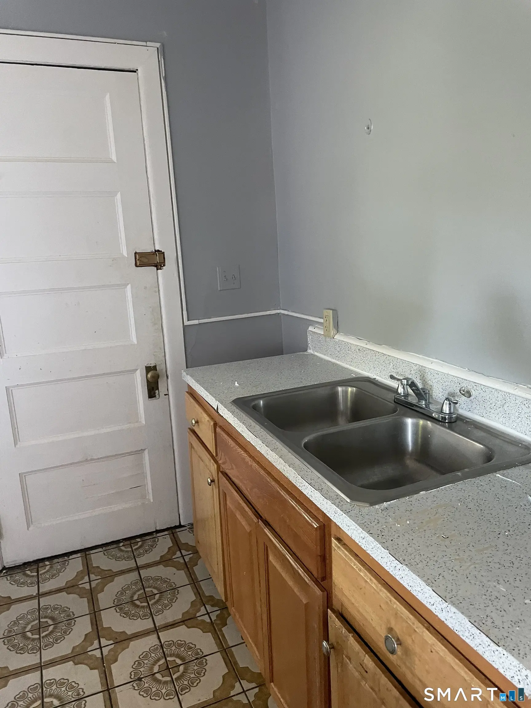 69-71 Cabot Street, Hartford