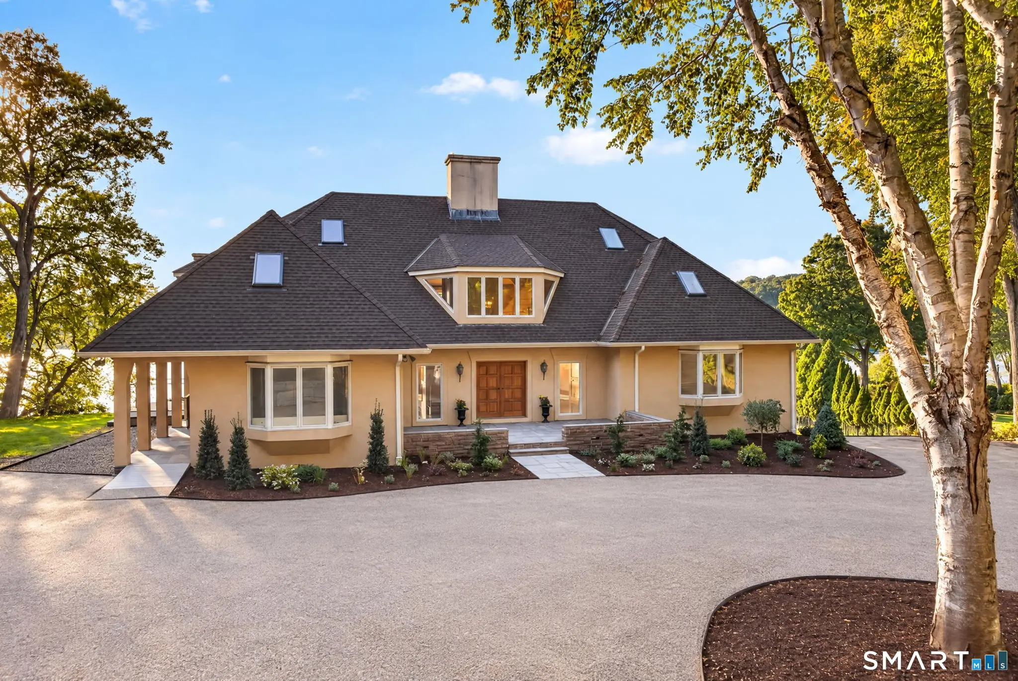 87 Cove Road, Lyme