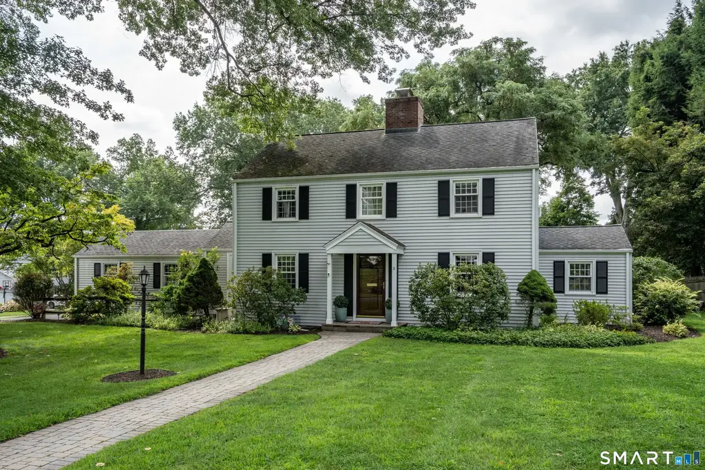 3 Braintree Drive, West Hartford