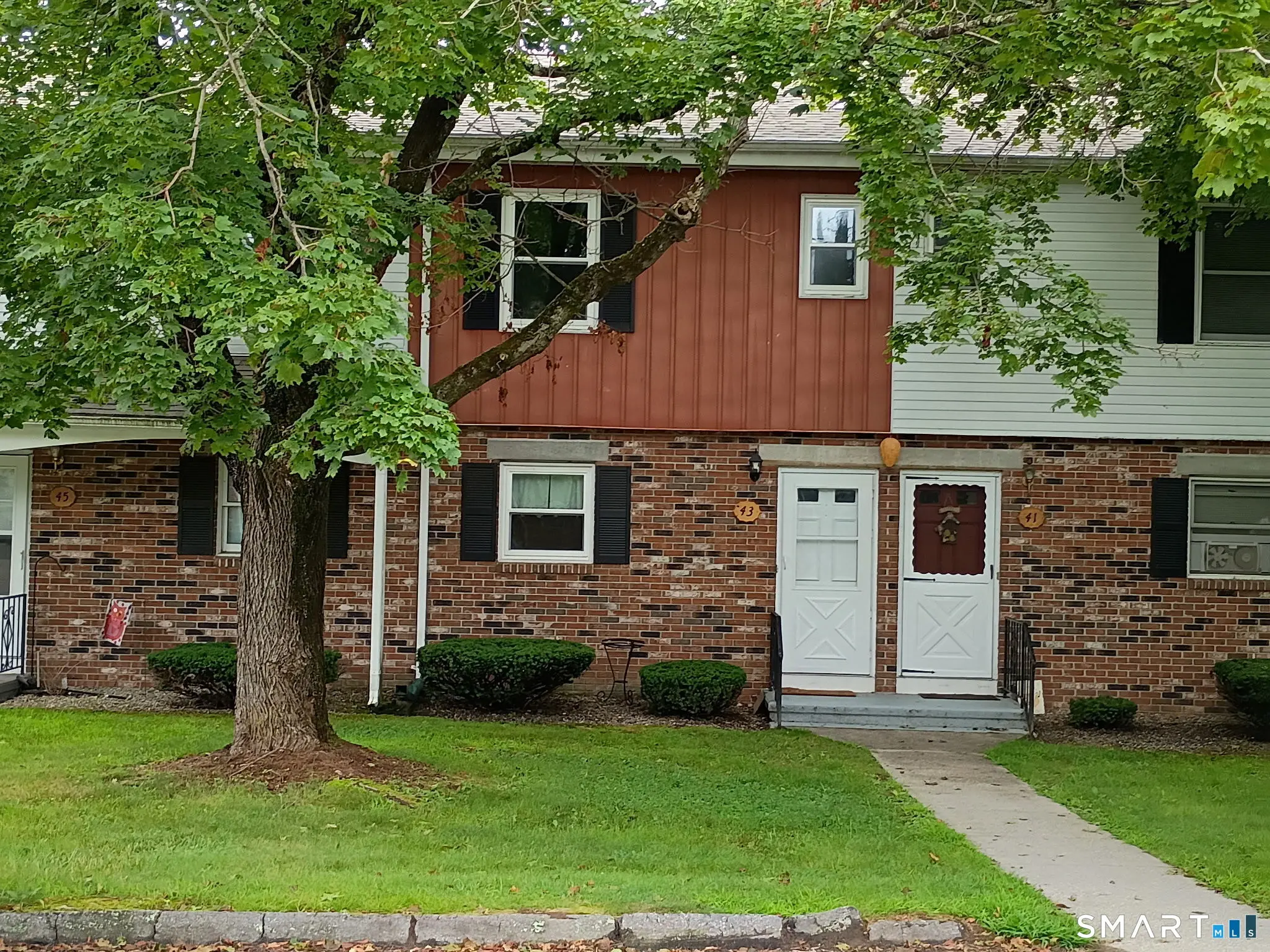 43 Athol Street 43, Killingly