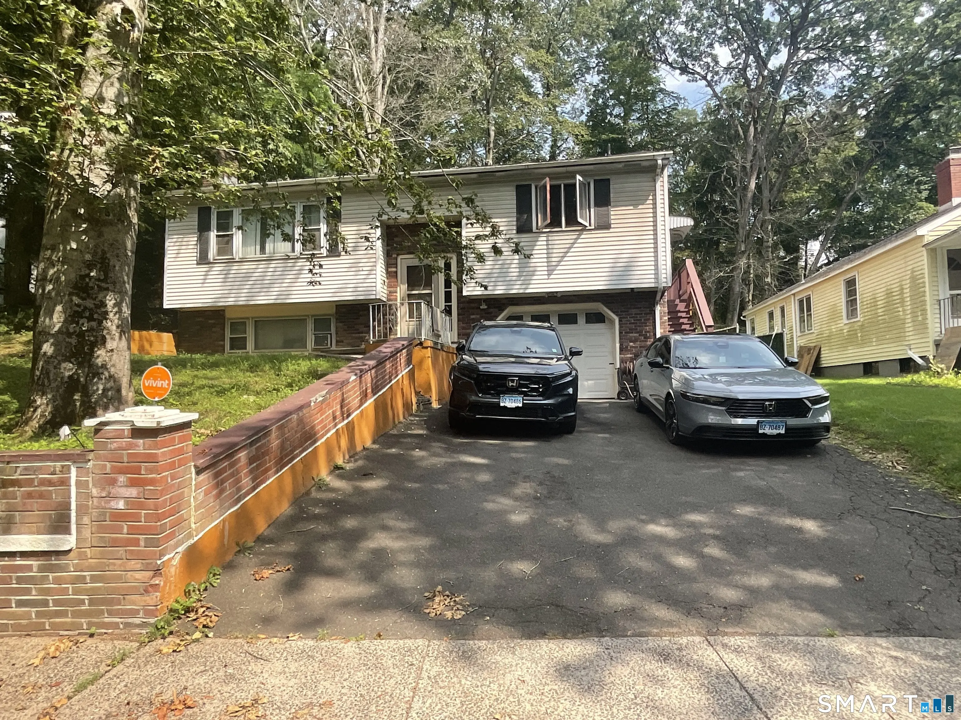 127 Laurel Road, New Haven