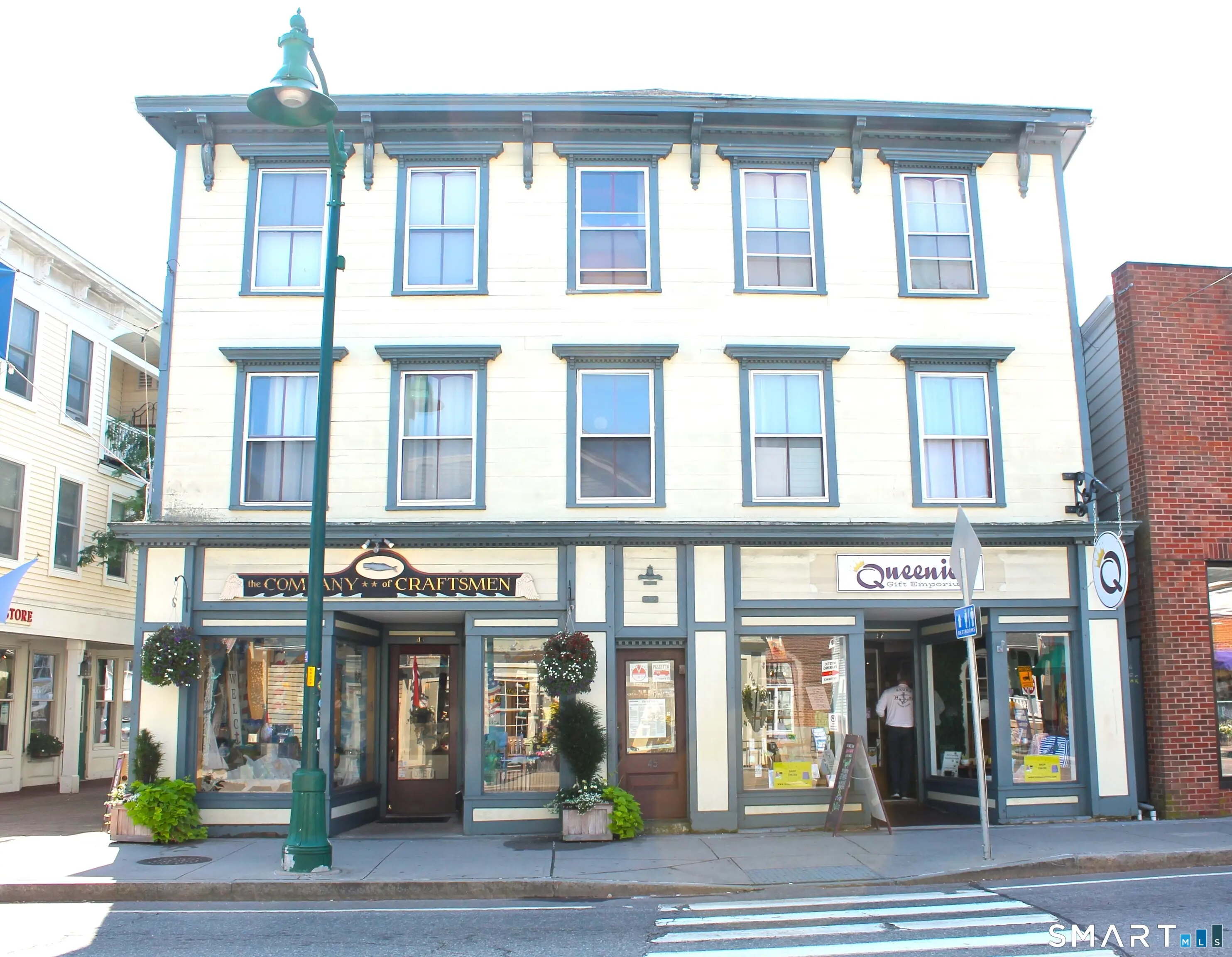 45 West Main Street 4, Groton