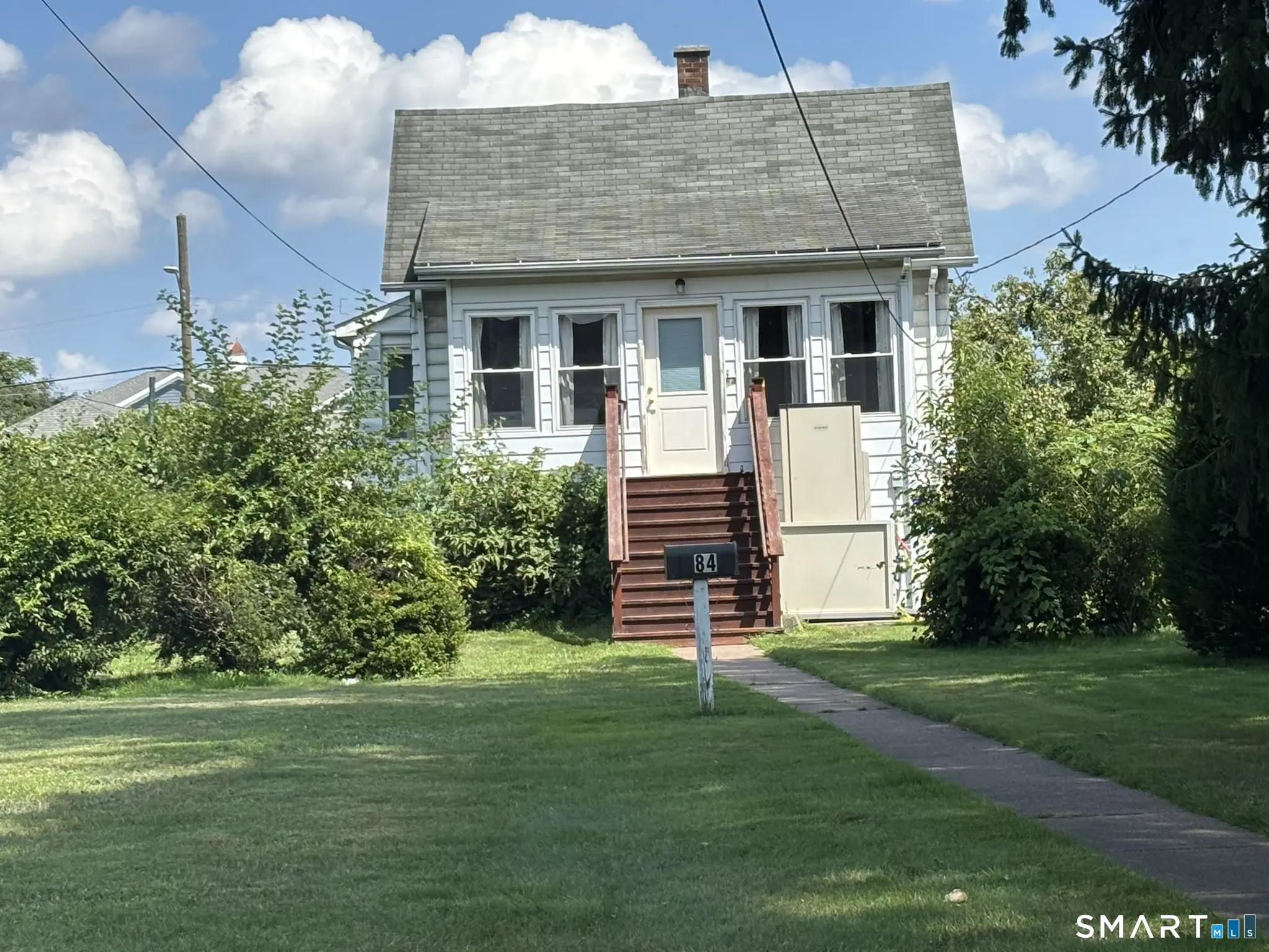 84 Laurel Street, East Hartford