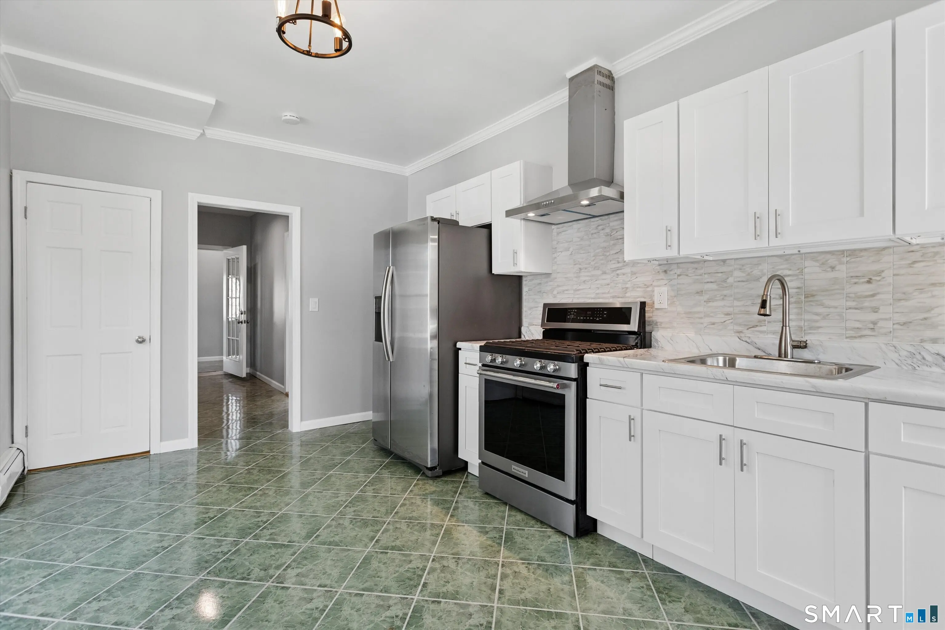 68 Reservoir Avenue, Meriden