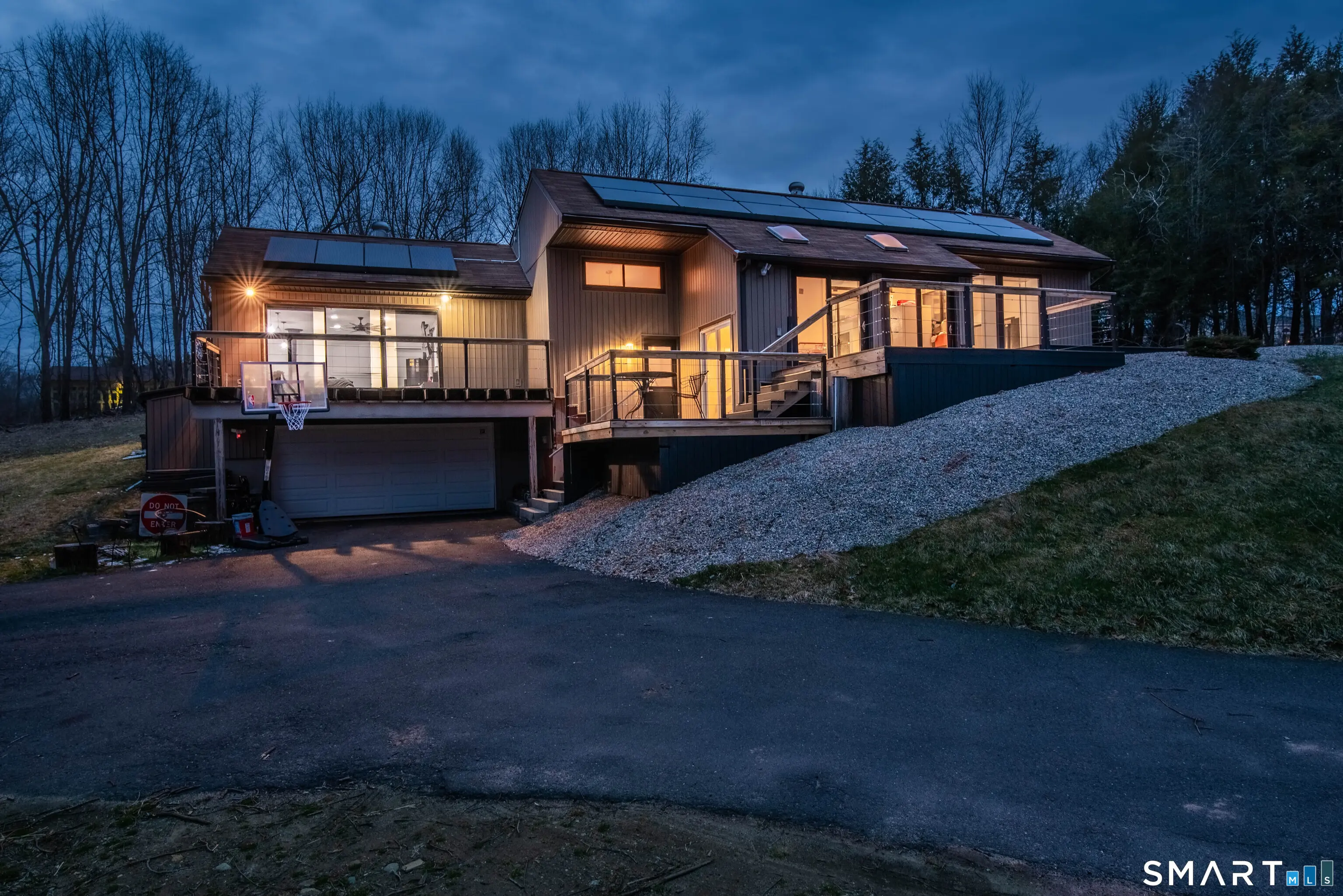 54 Baxter Street, Tolland