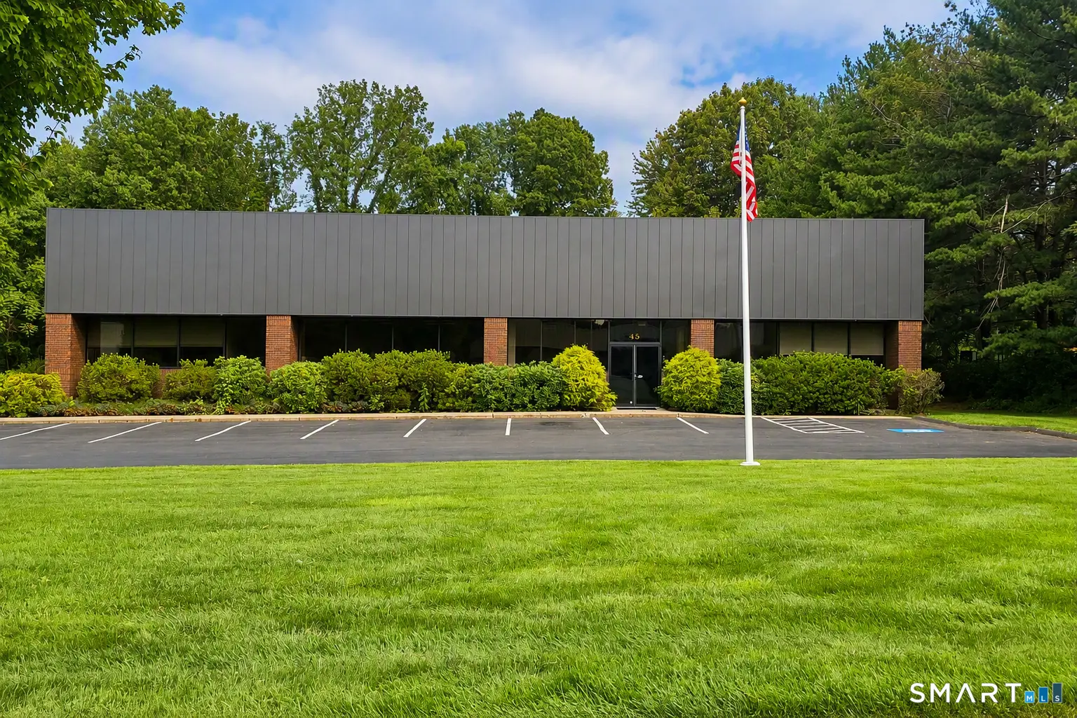 N/A, Plainville
