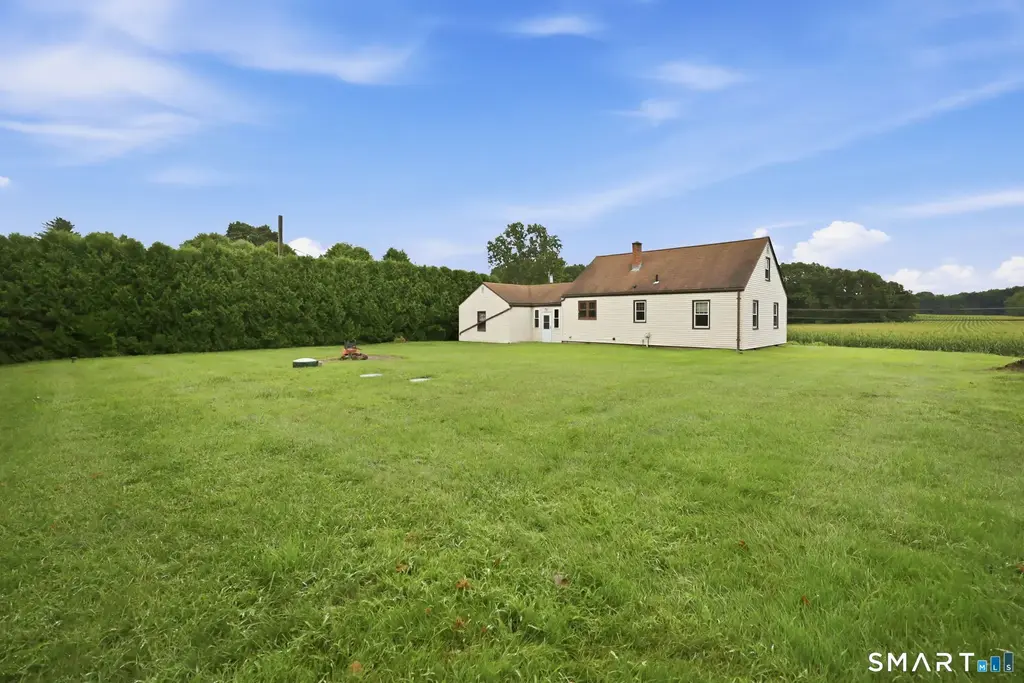 46 Windsorville Road, East Windsor