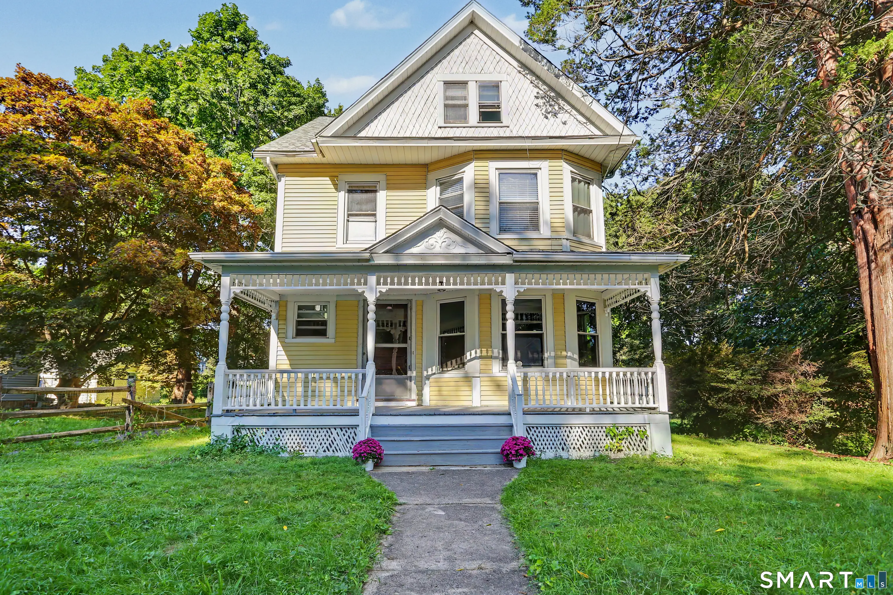 1908 Stratfield Road, Fairfield