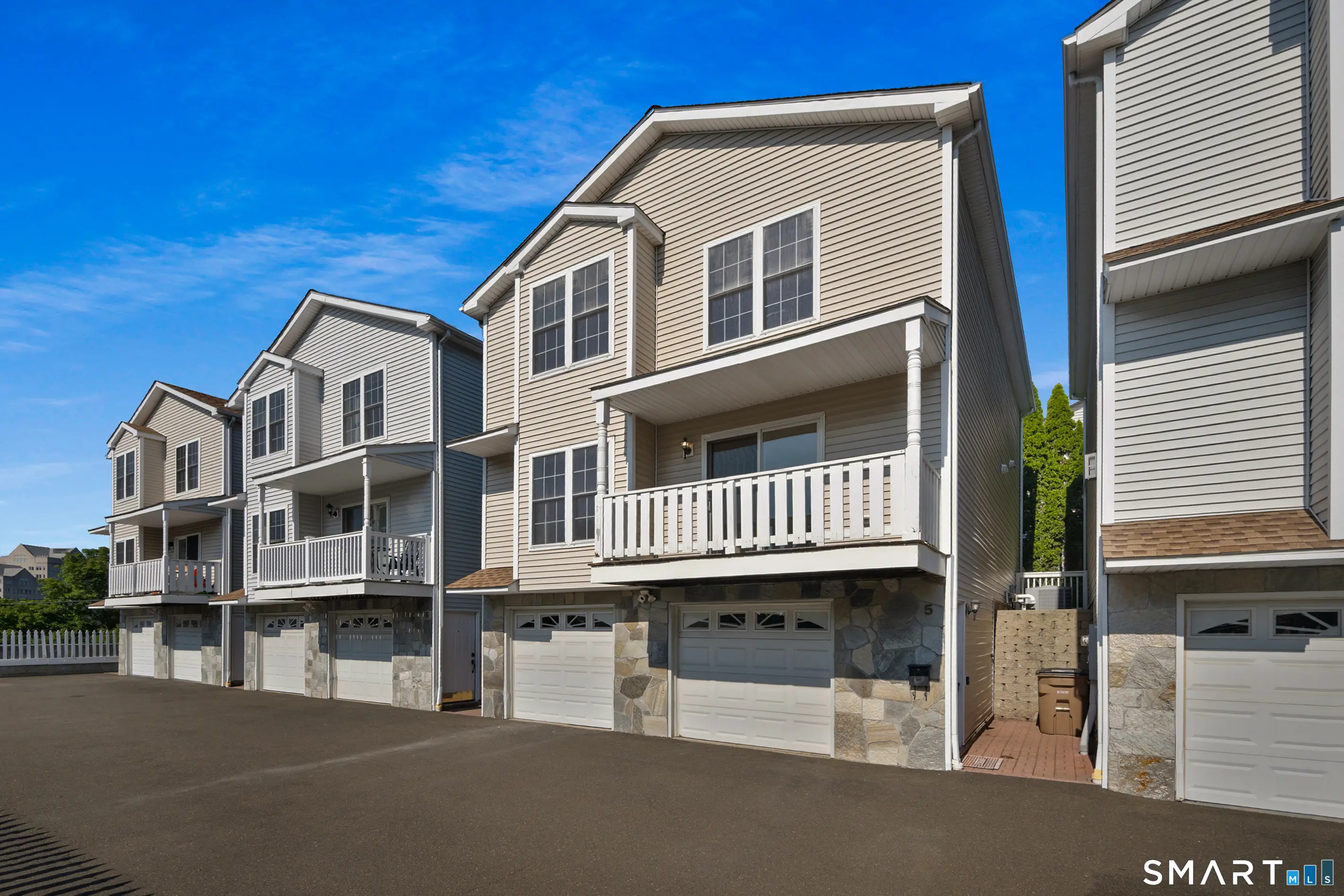 42 Highland Road 5, Stamford