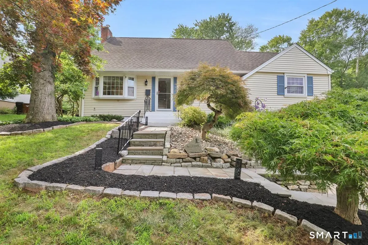117 Hyde Road, West Hartford