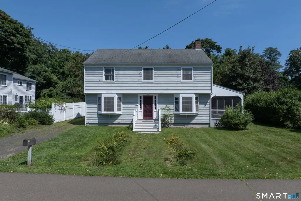 35 Neptune Avenue, Madison