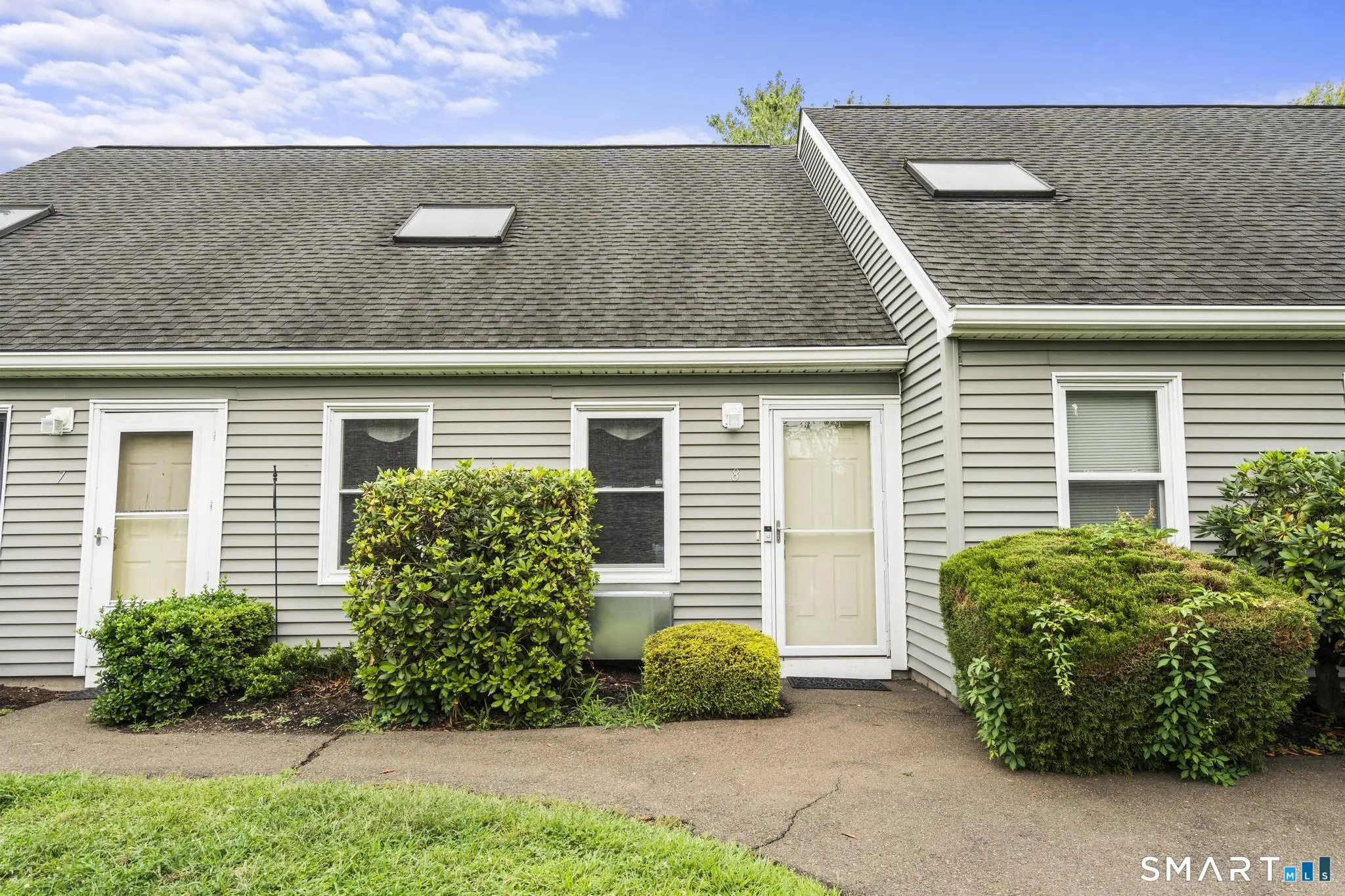 8 Grove Court 8, Branford