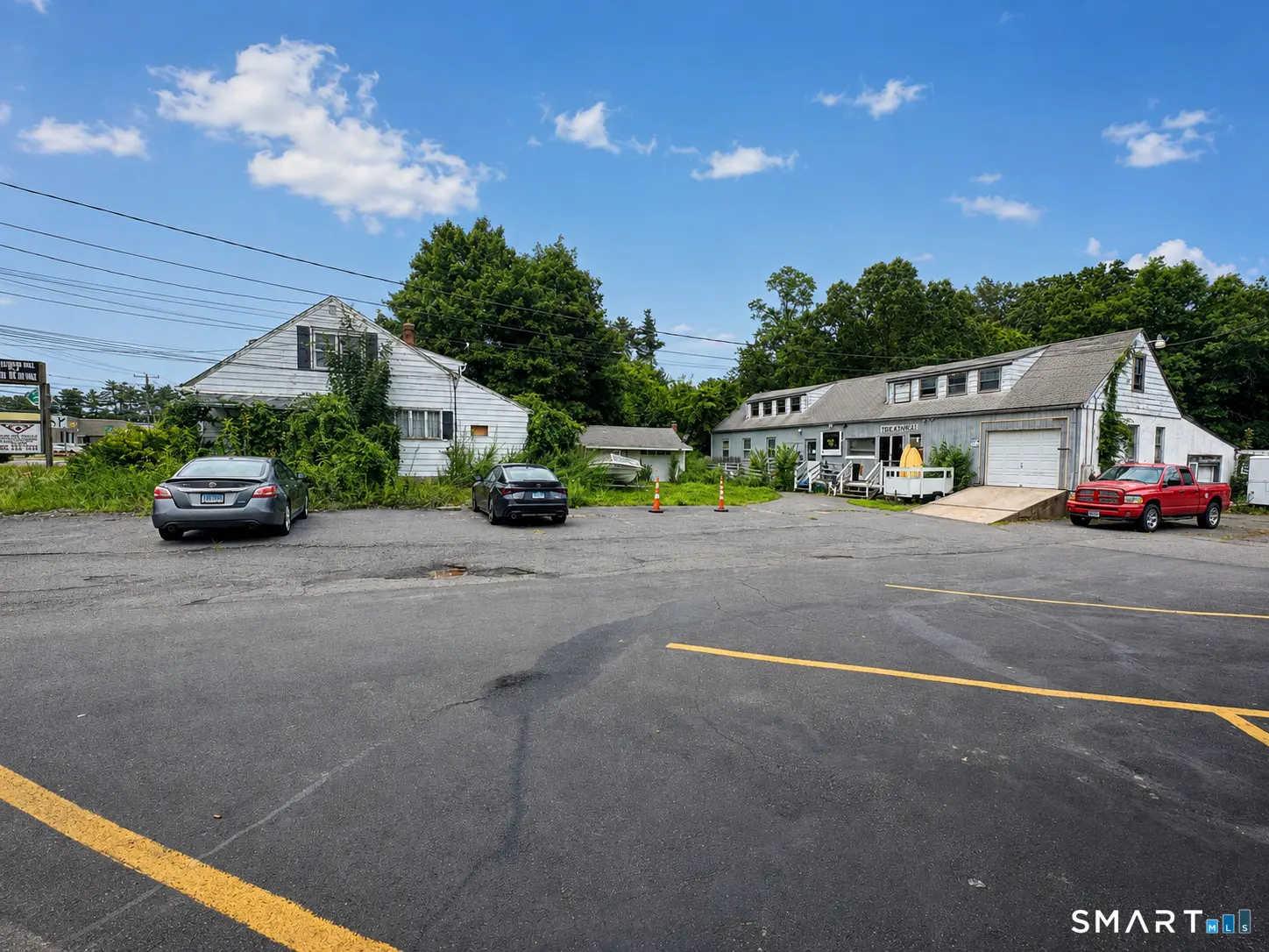 1247 Queen Street, Southington