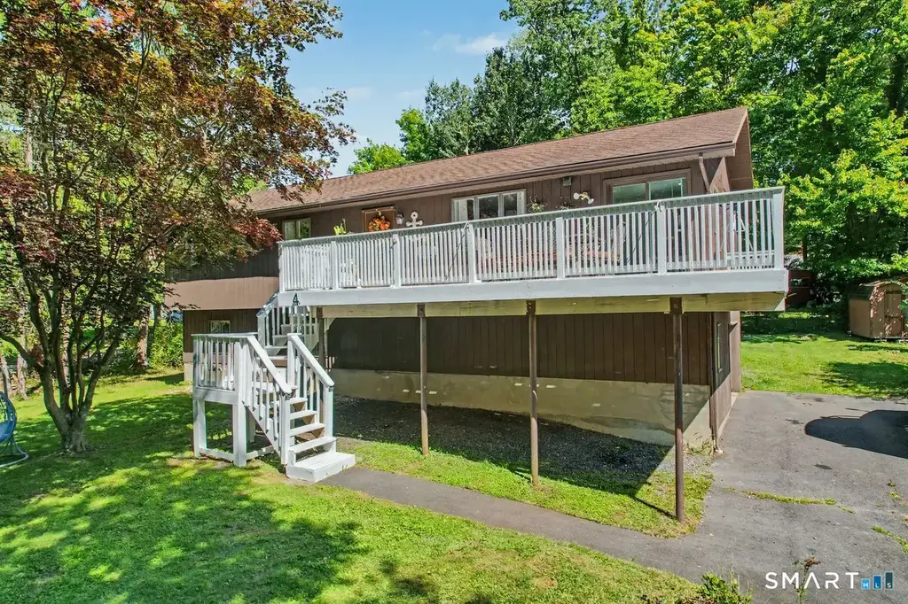 4 Clement Road, New Fairfield