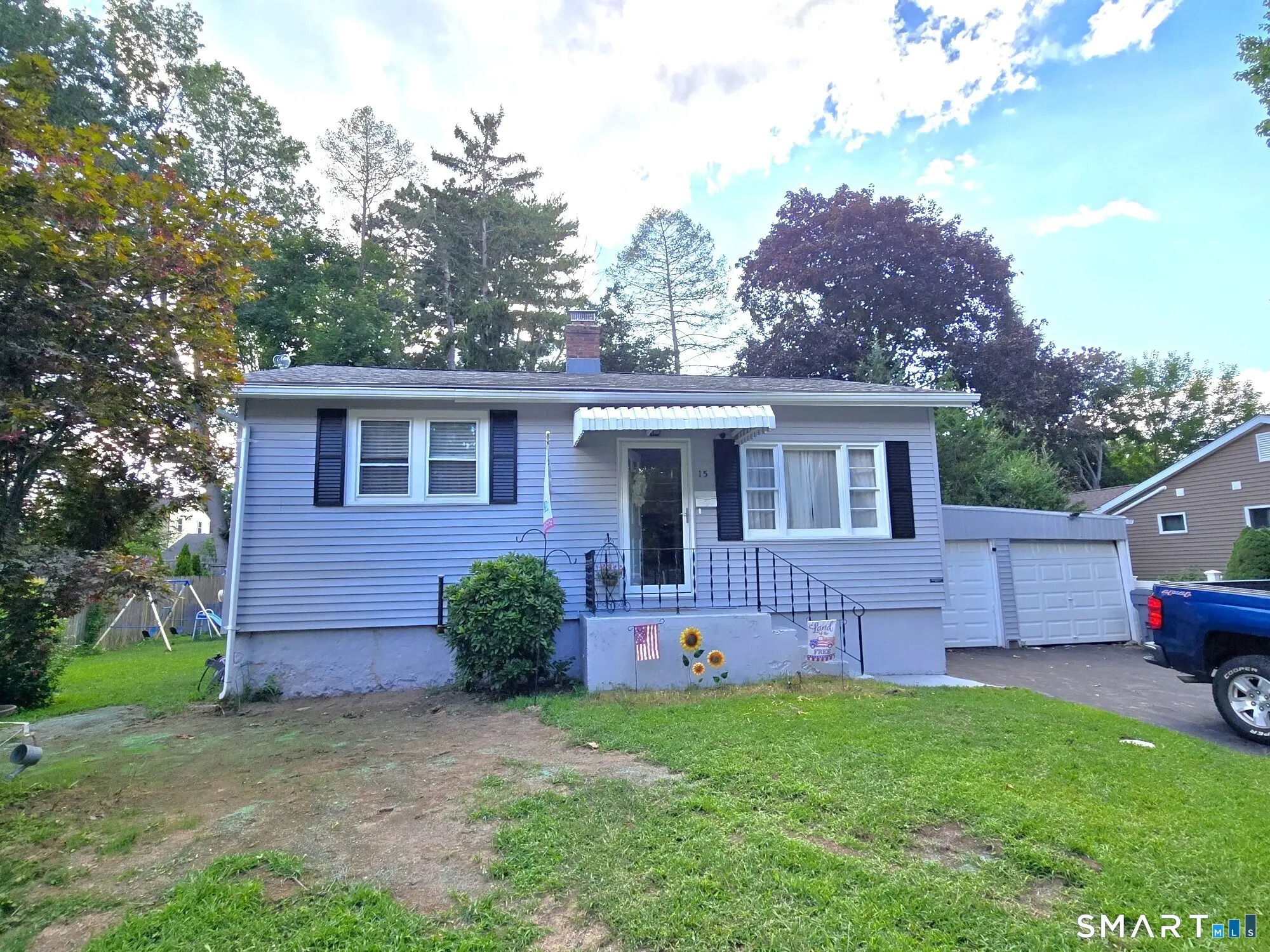 15 Grant Avenue, Plainville