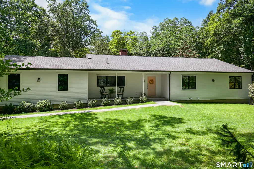 2 Charcoal Lane, Westport