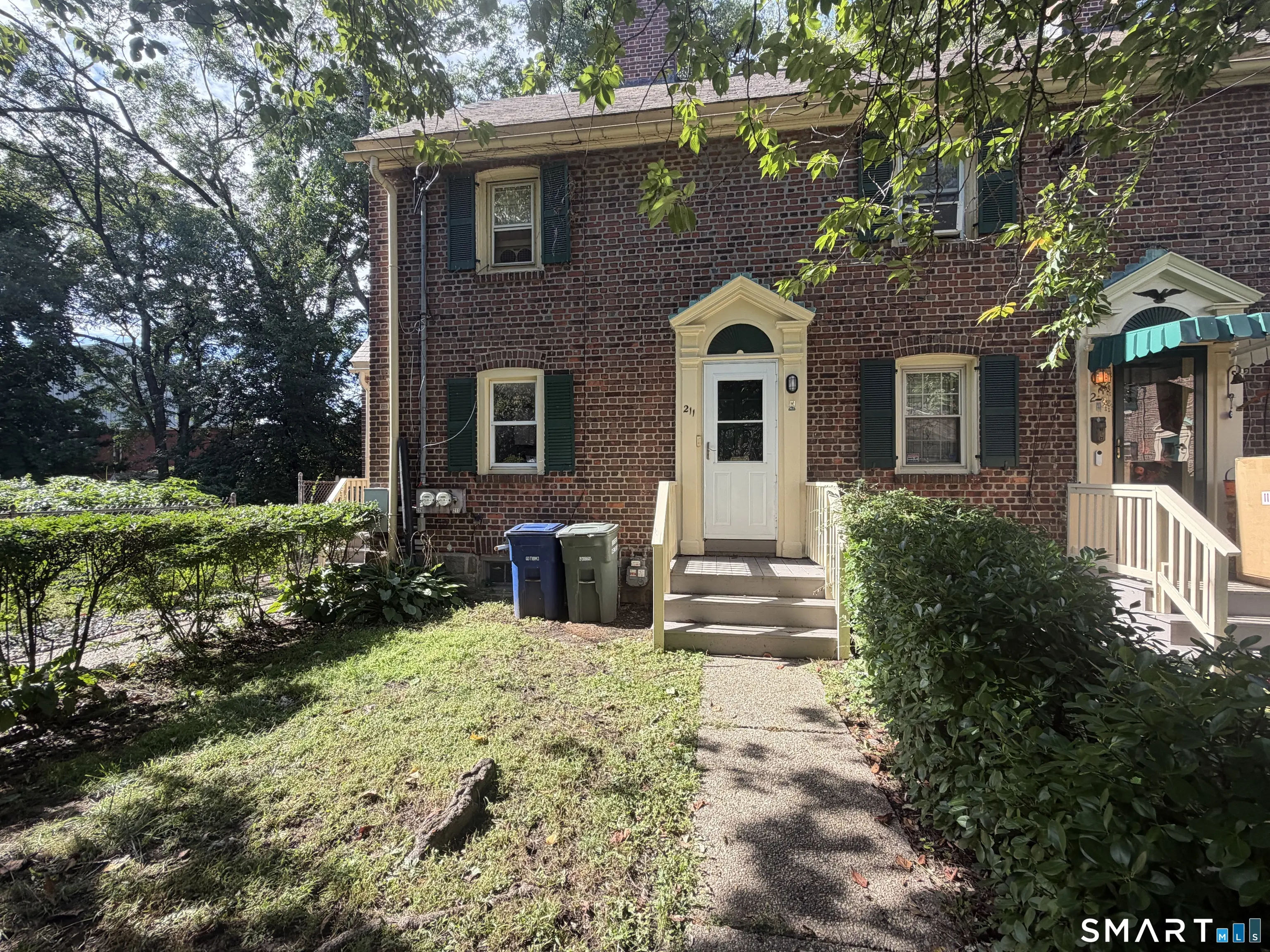 211 Alsace Street, Bridgeport