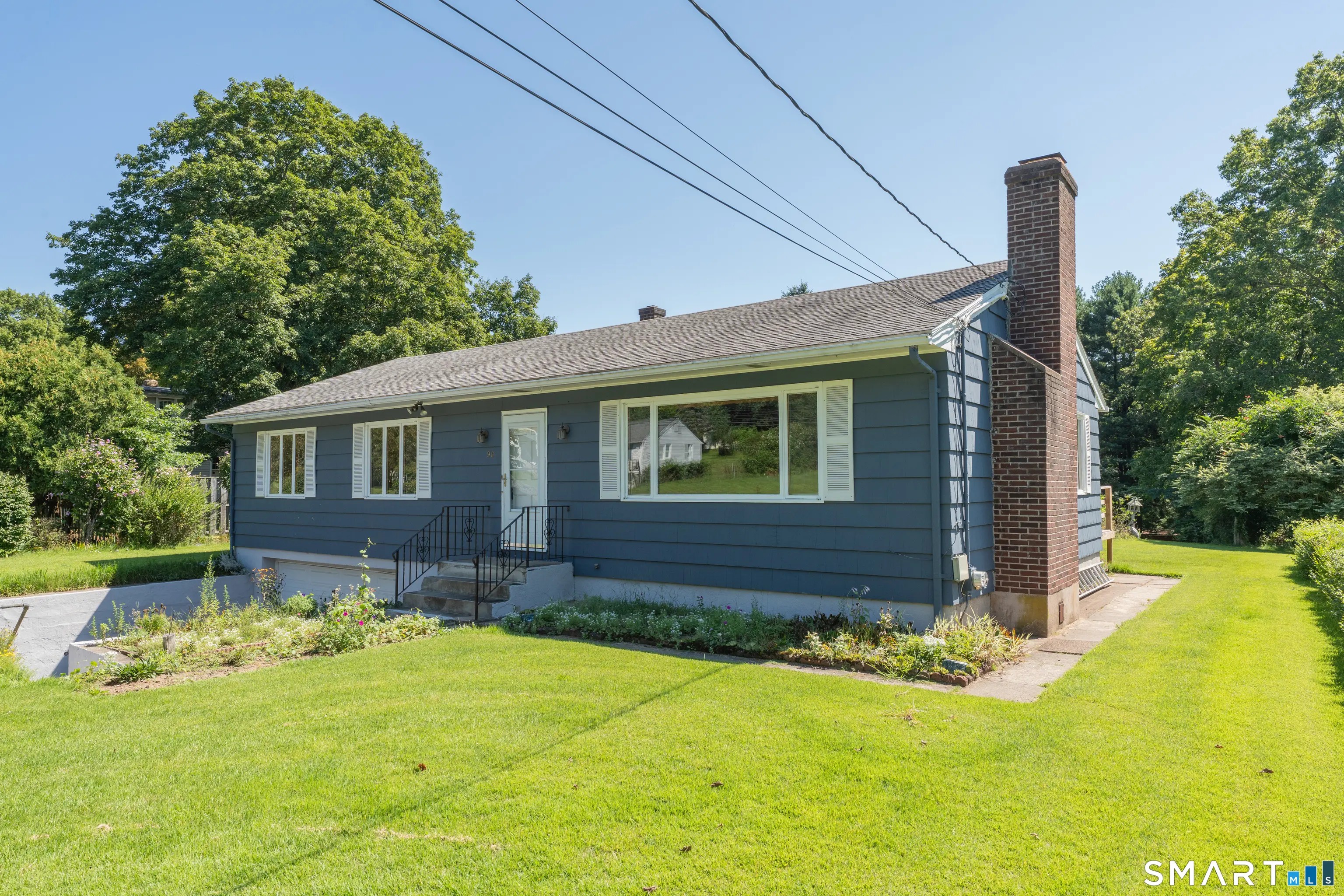 98 Upper State Street, North Haven