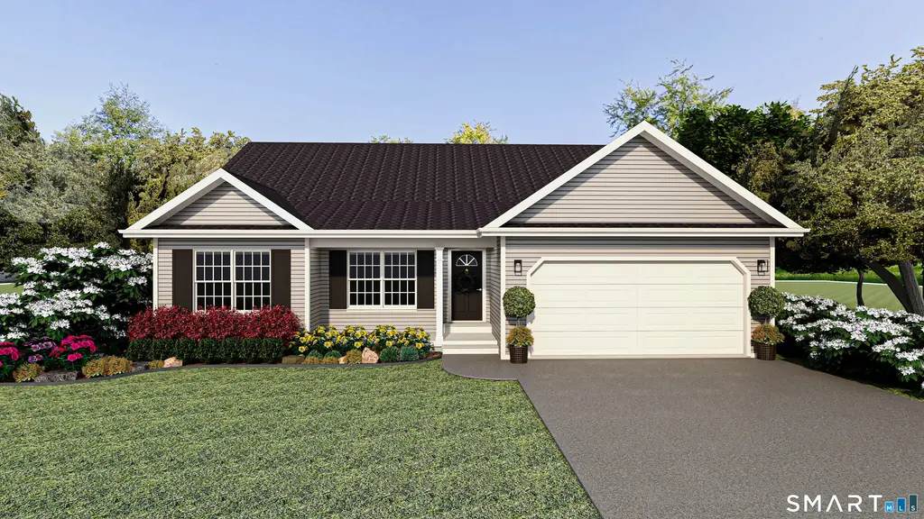 79 Turnberry Court 19, Watertown