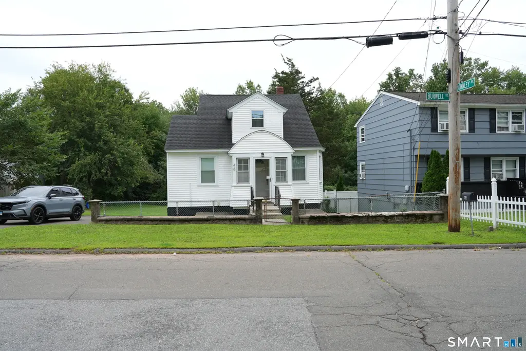 48 Burwell Road, West Haven