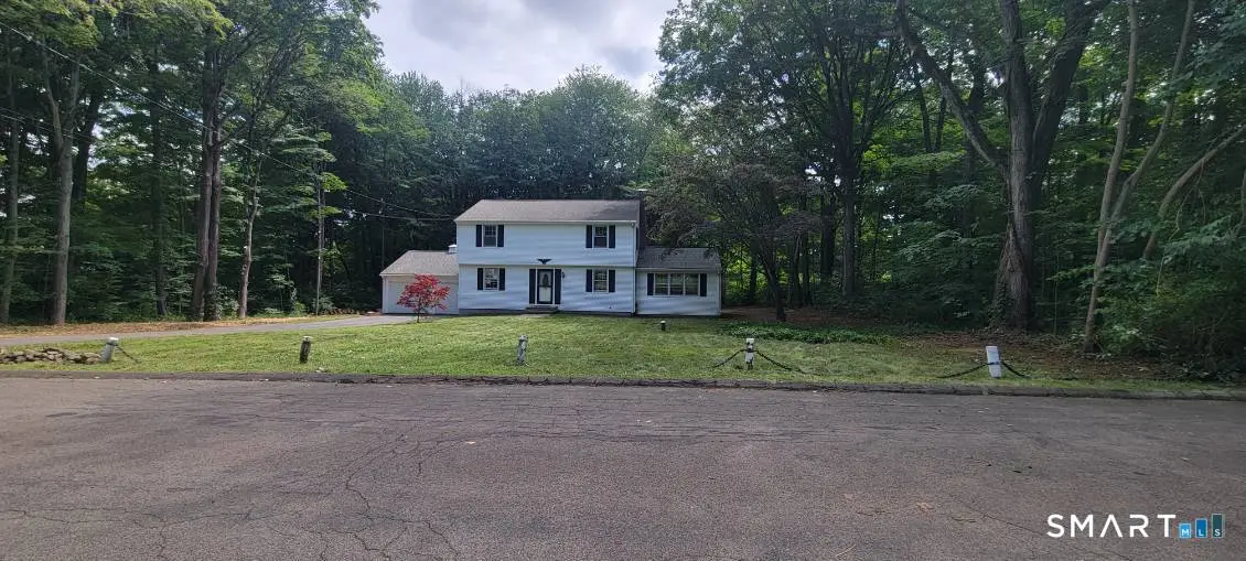 67 Bailey Drive, North Branford