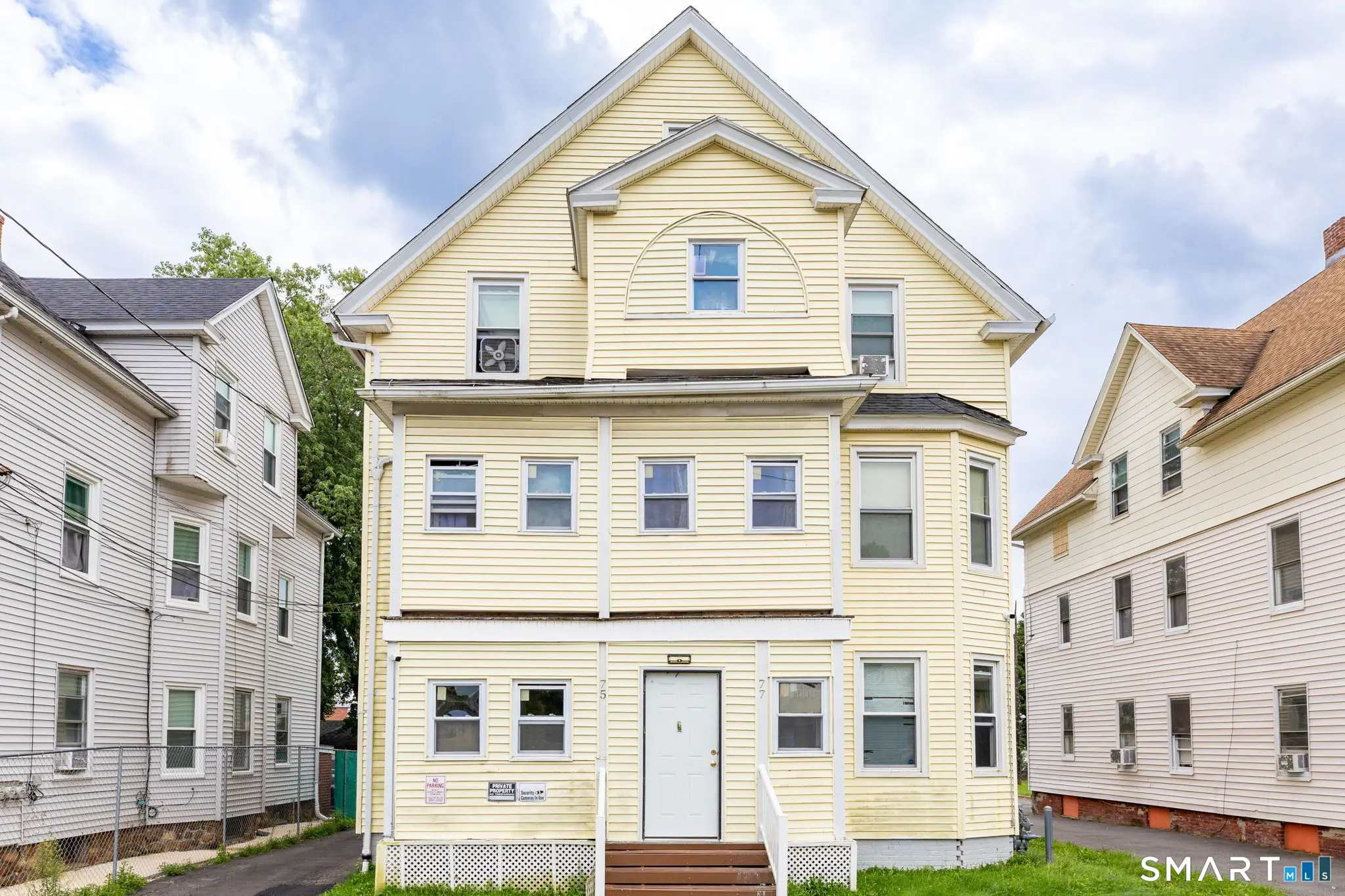 75 Roberts Street, New Britain