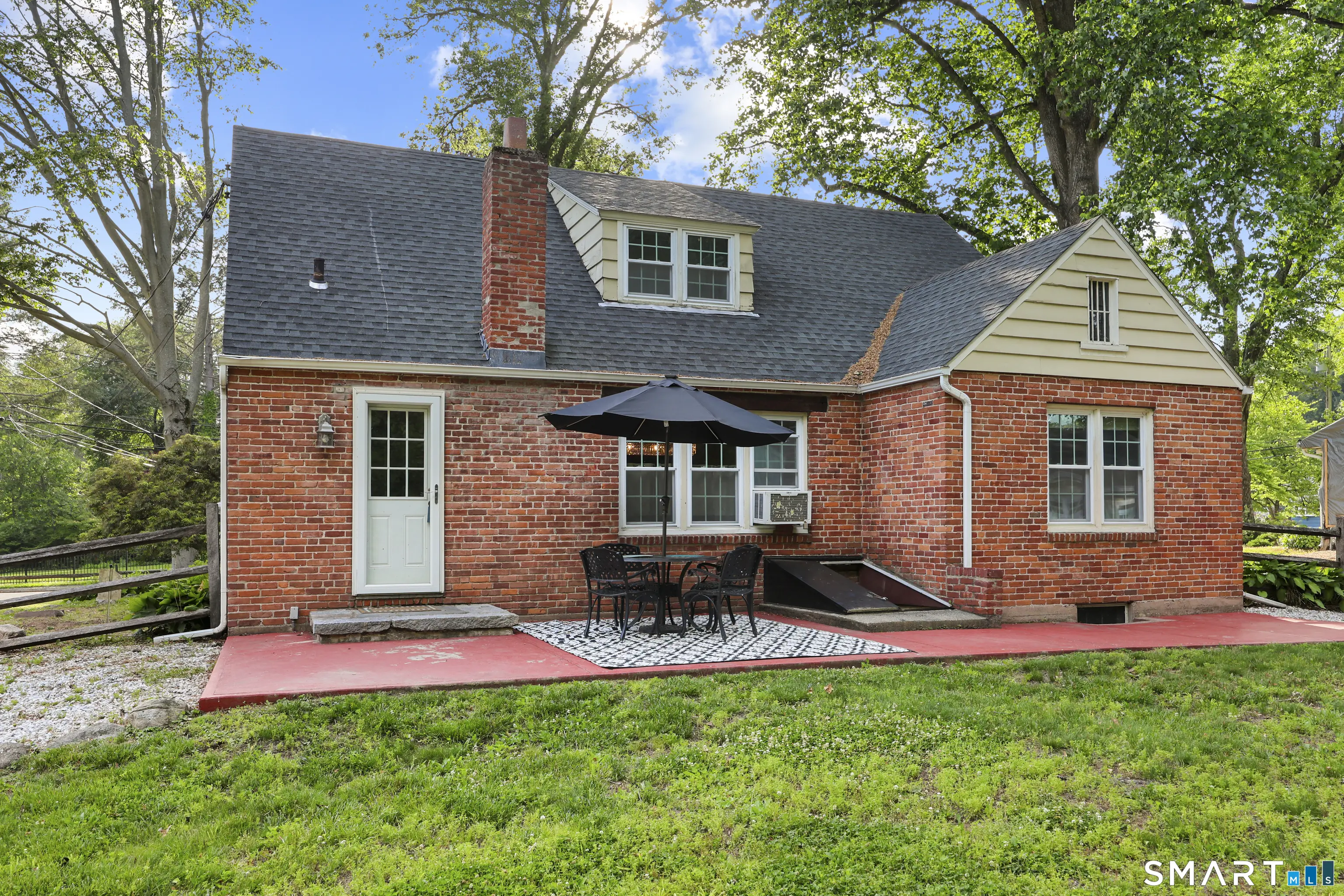 26 Fernbel Lane, West Hartford