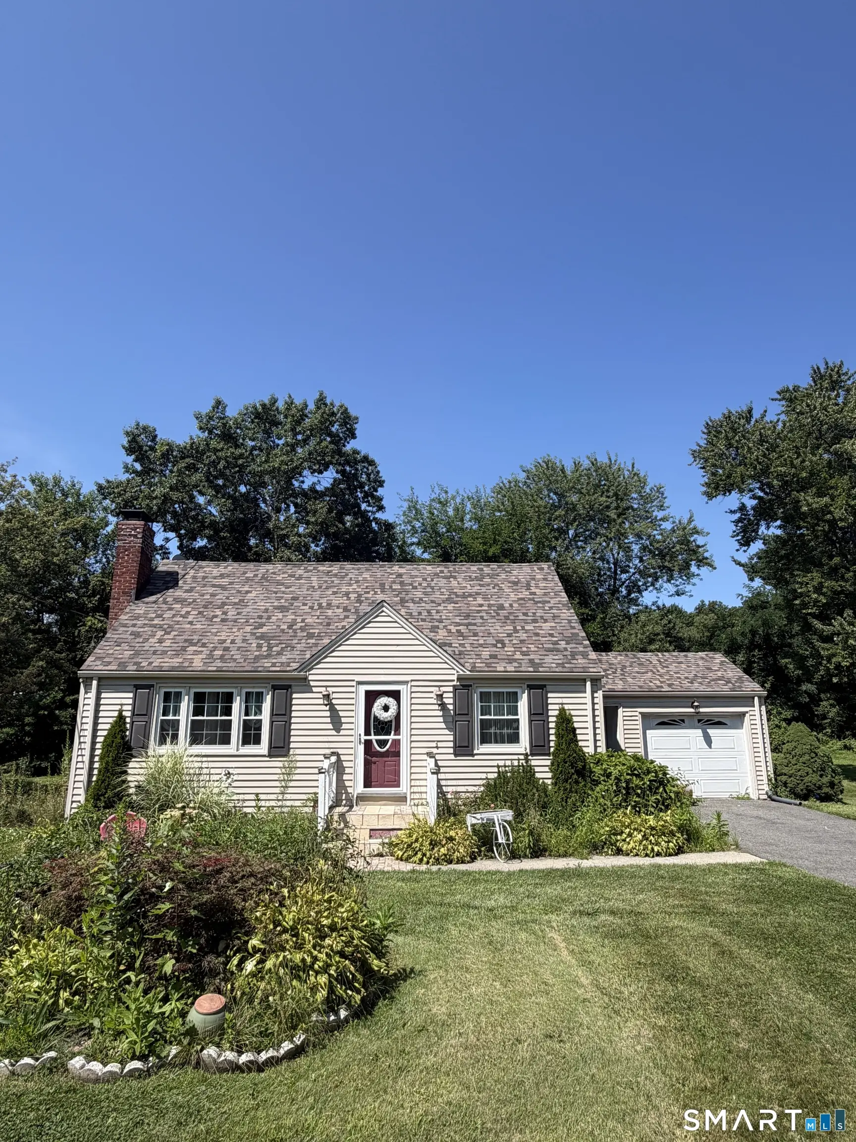 905 Plymouth Street, Windsor