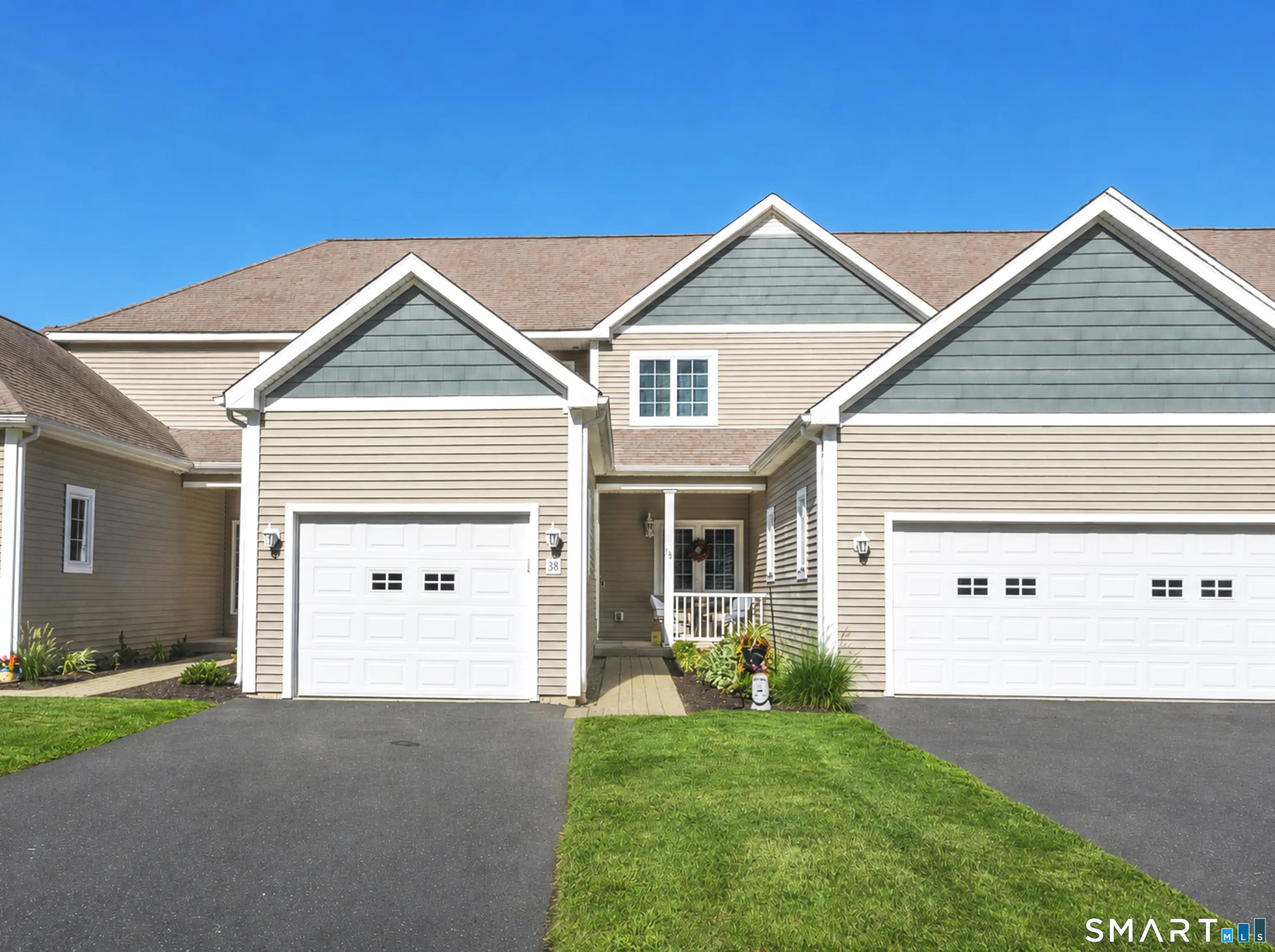 1985 West Street 38, Southington