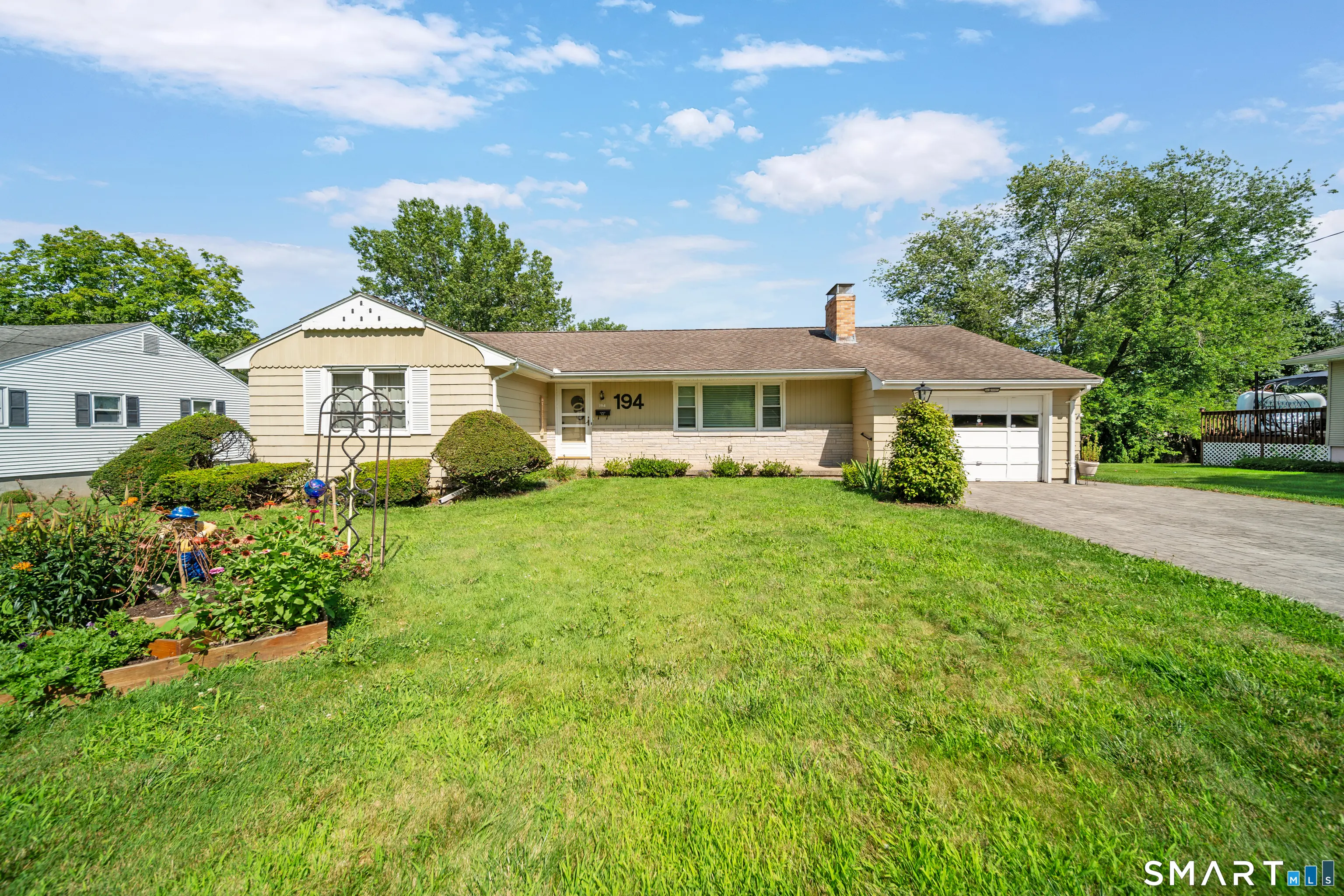 194 Cedar Street, Wethersfield