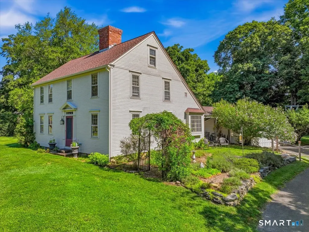 220 Thayer Road, Haddam