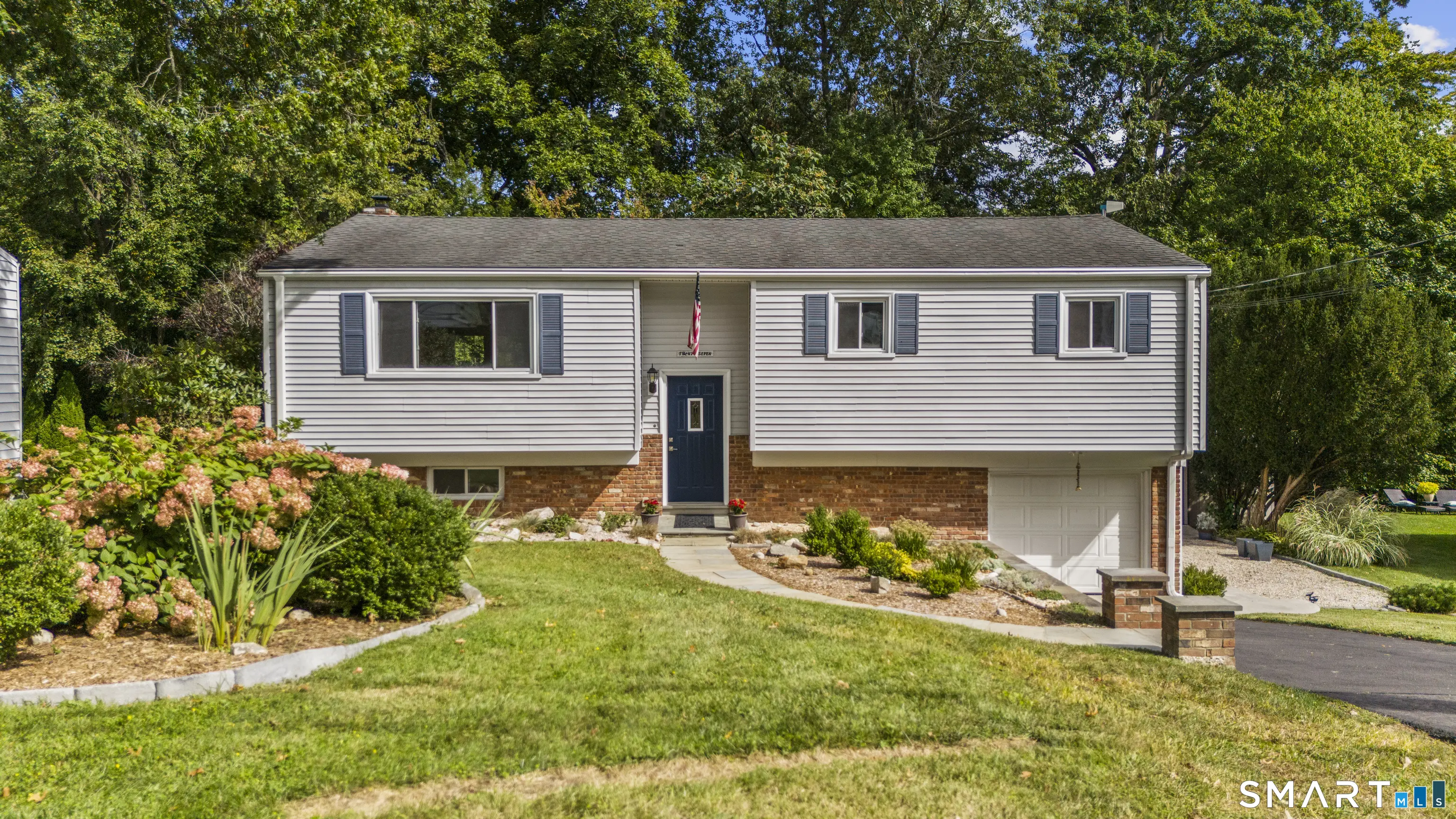 27 Amherst Place, Stamford